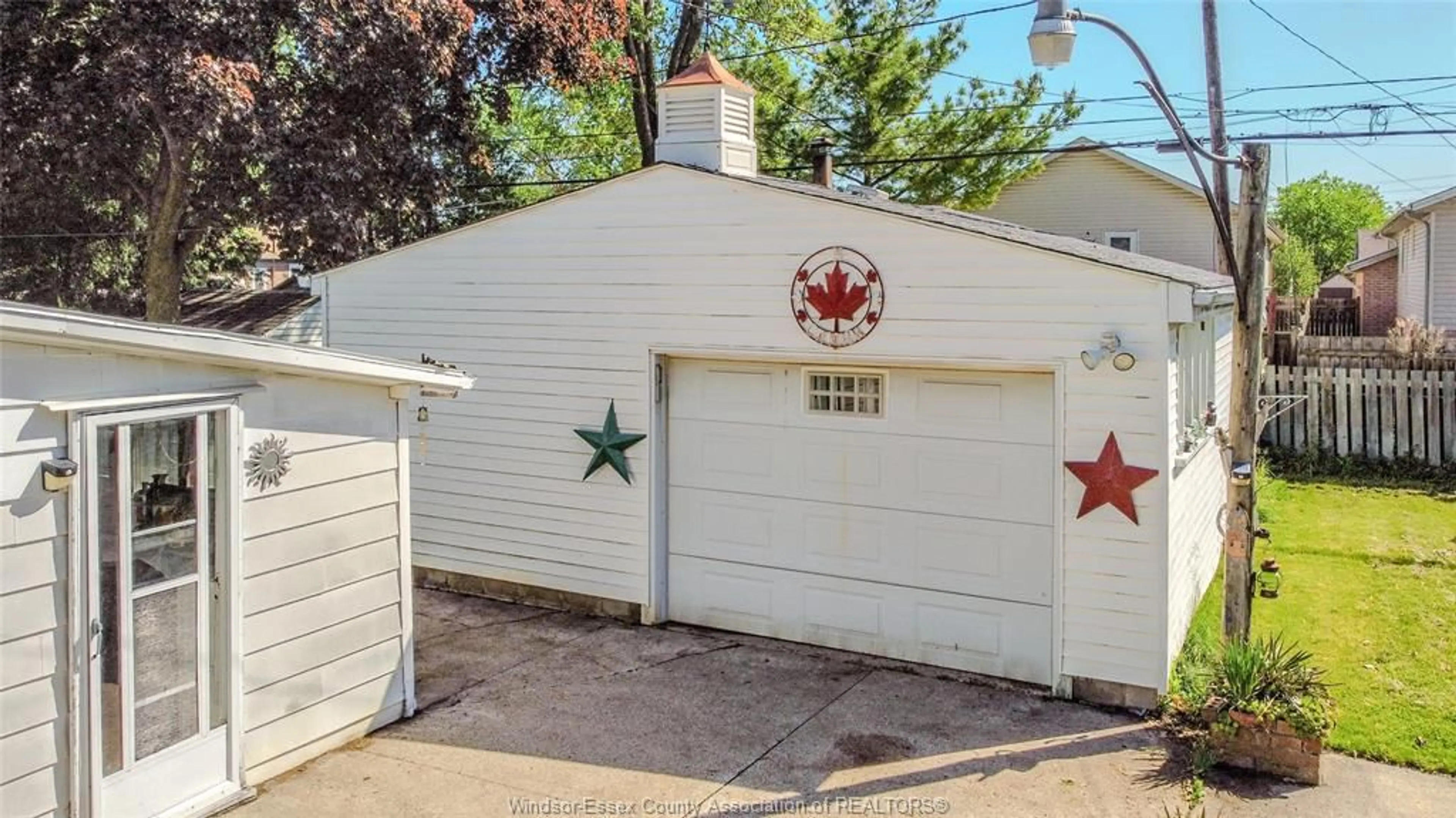 Unknown for 3336 Byng Rd, Windsor Ontario N8W 3H4