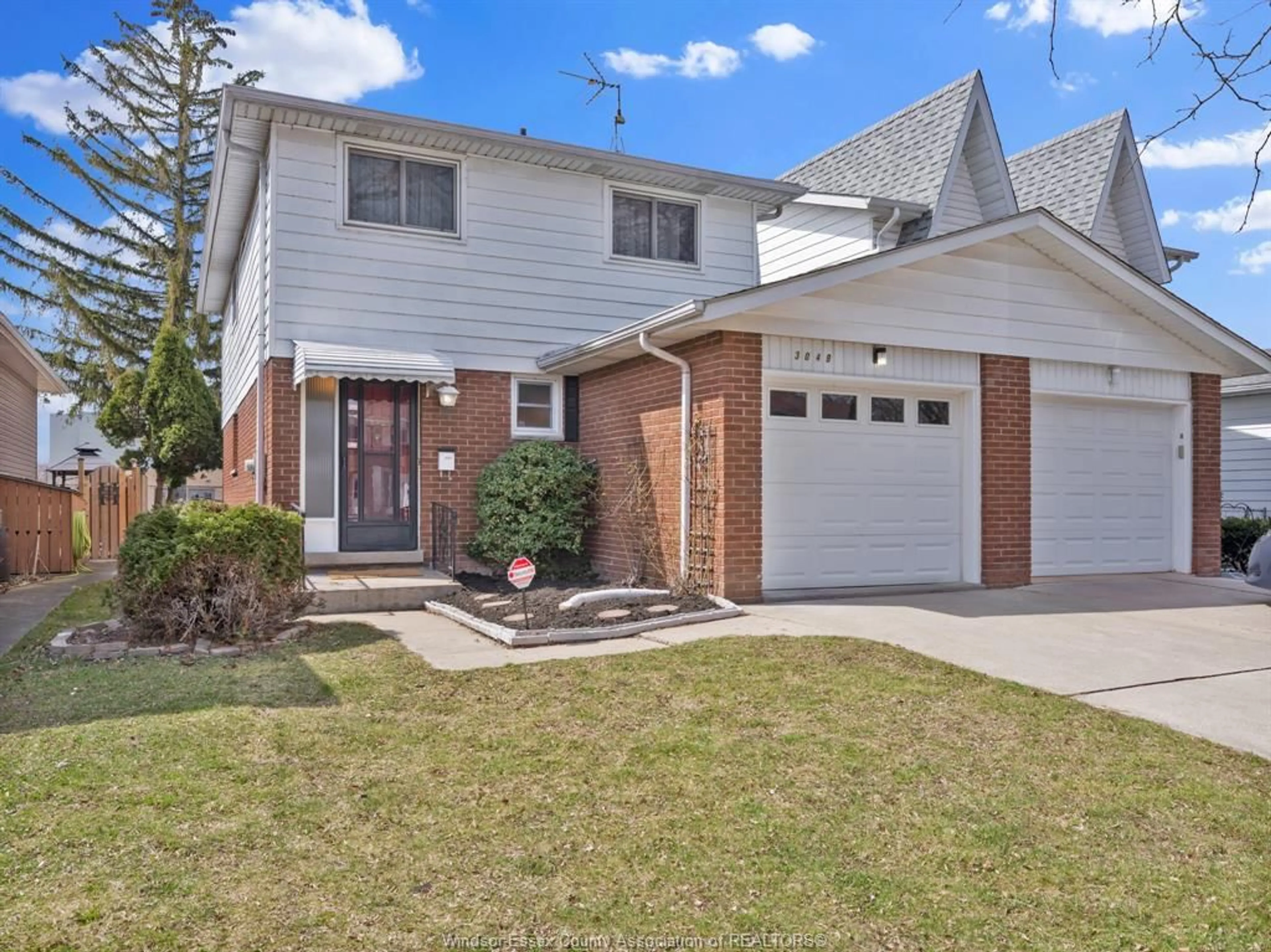 Home with brick exterior material, street for 3049 SUFFOLK STREET, Windsor Ontario N8R 1P1