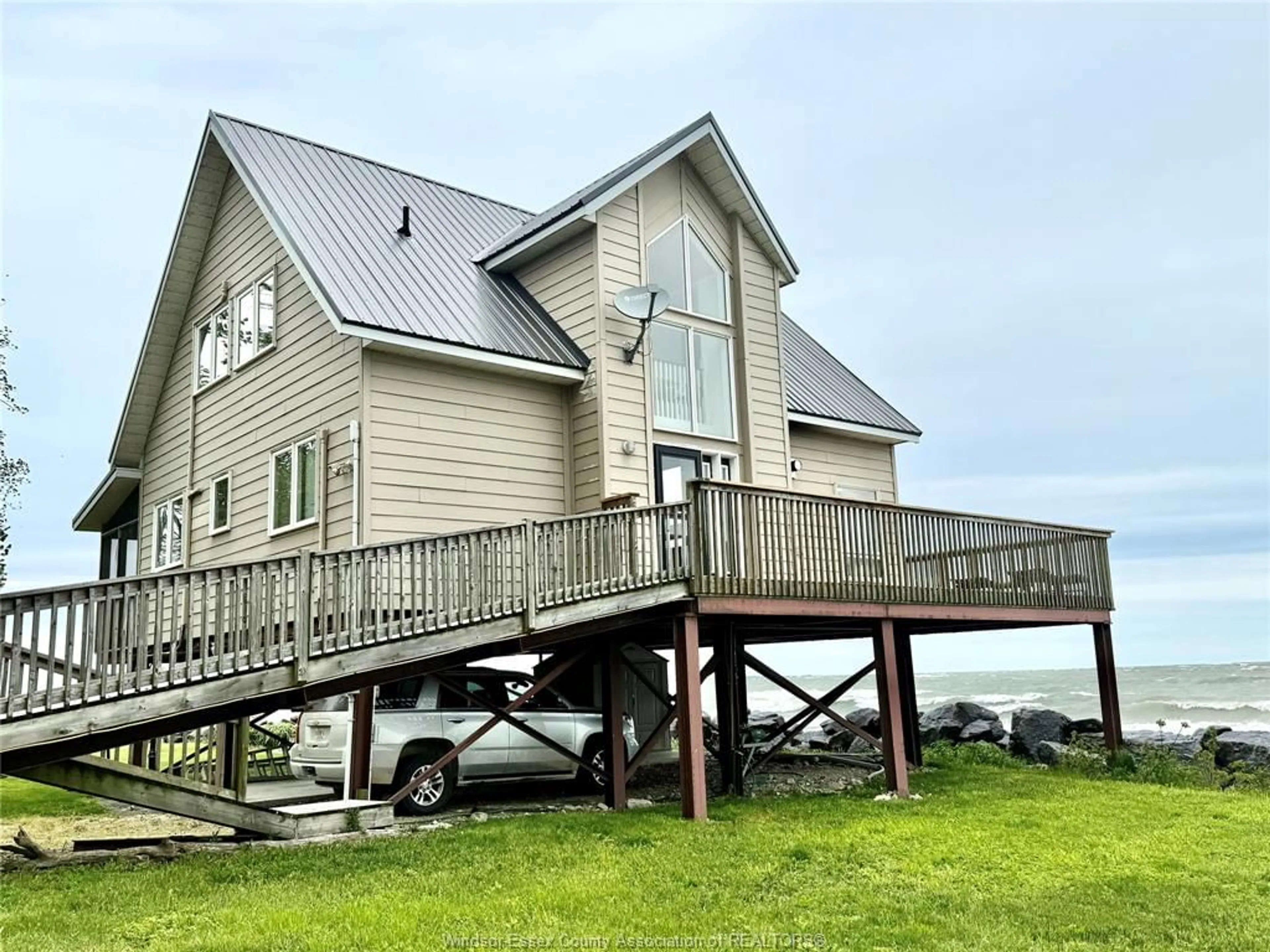 Unknown for 185 East Shore Rd, Pelee Island Ontario N0R 1M0