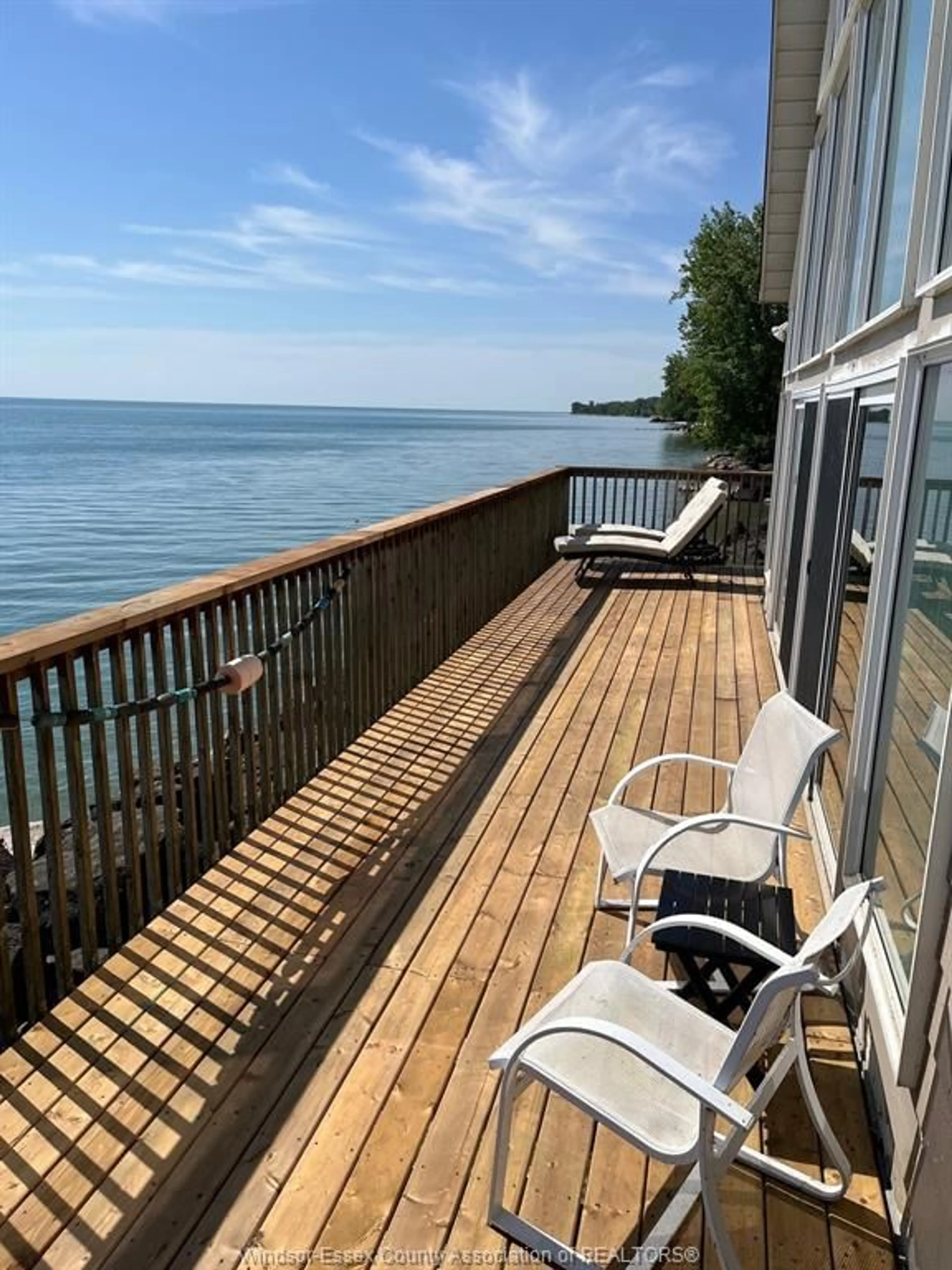 Patio, water/lake/river/ocean view for 185 East Shore Rd, Pelee Island Ontario N0R 1M0
