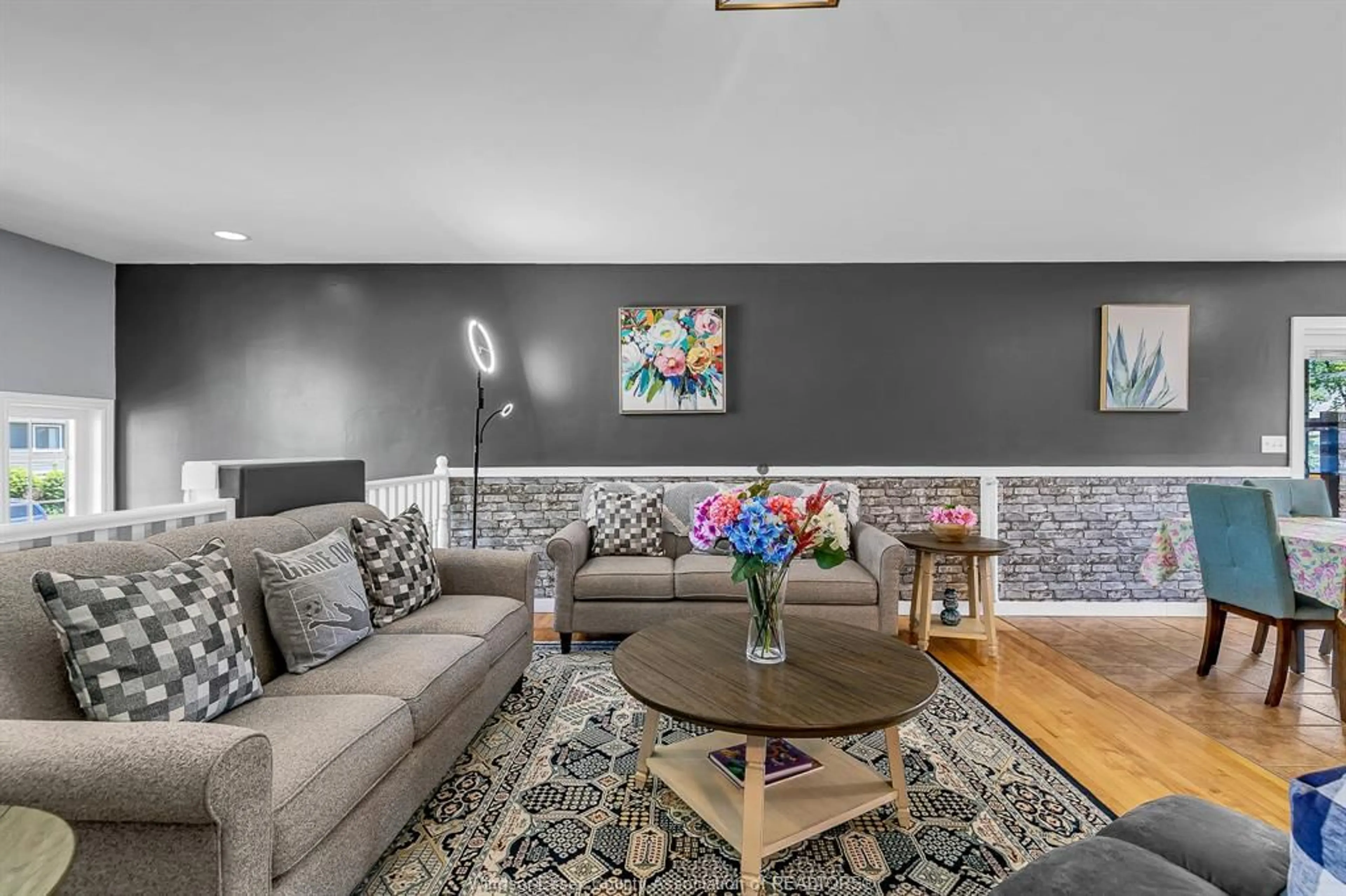 Living room with furniture, unknown for 200 RIVERVIEW Ave, LaSalle Ontario N9J 3Y1