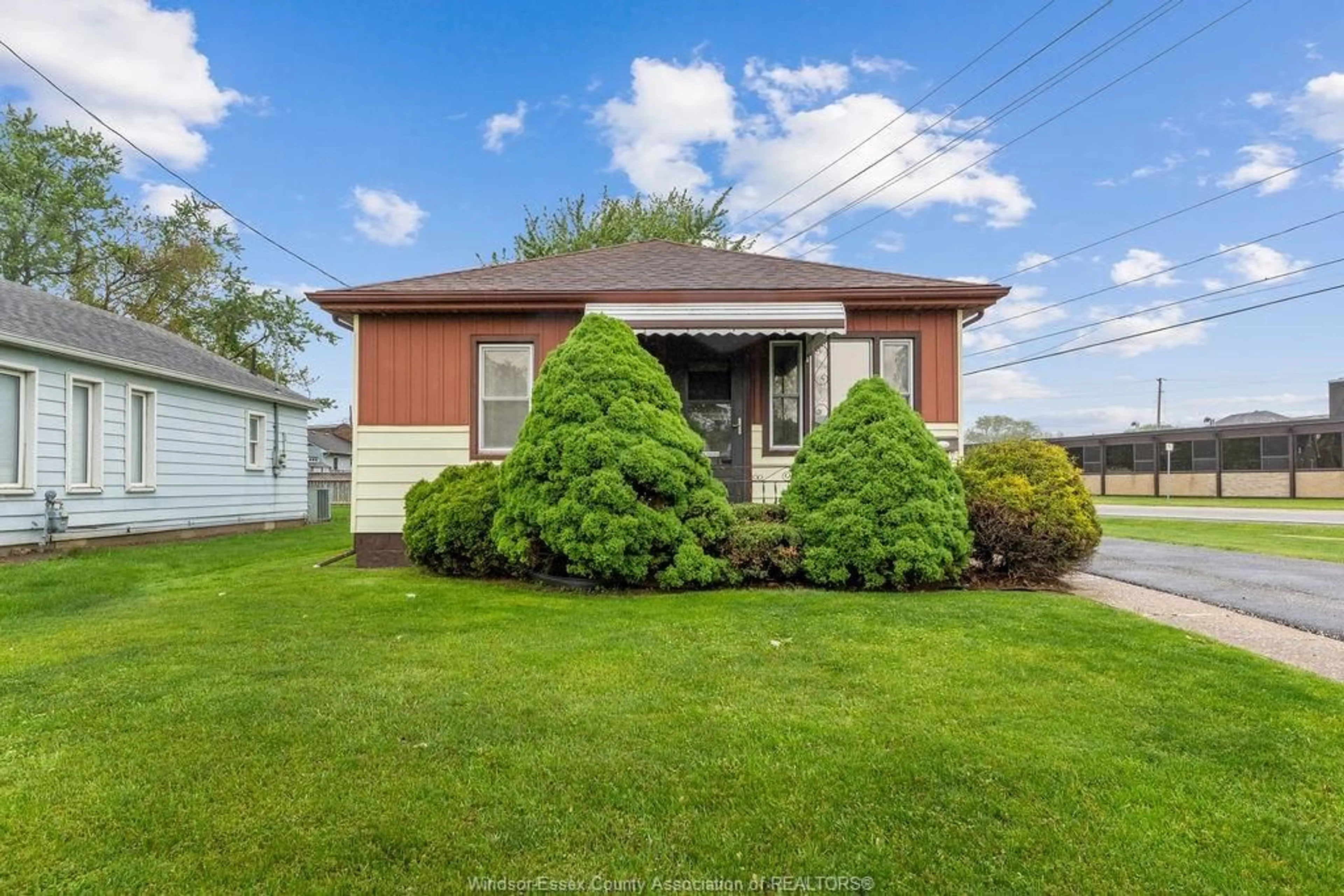 Unknown for 2550 ARTHUR Rd, Windsor Ontario N8W 4V9