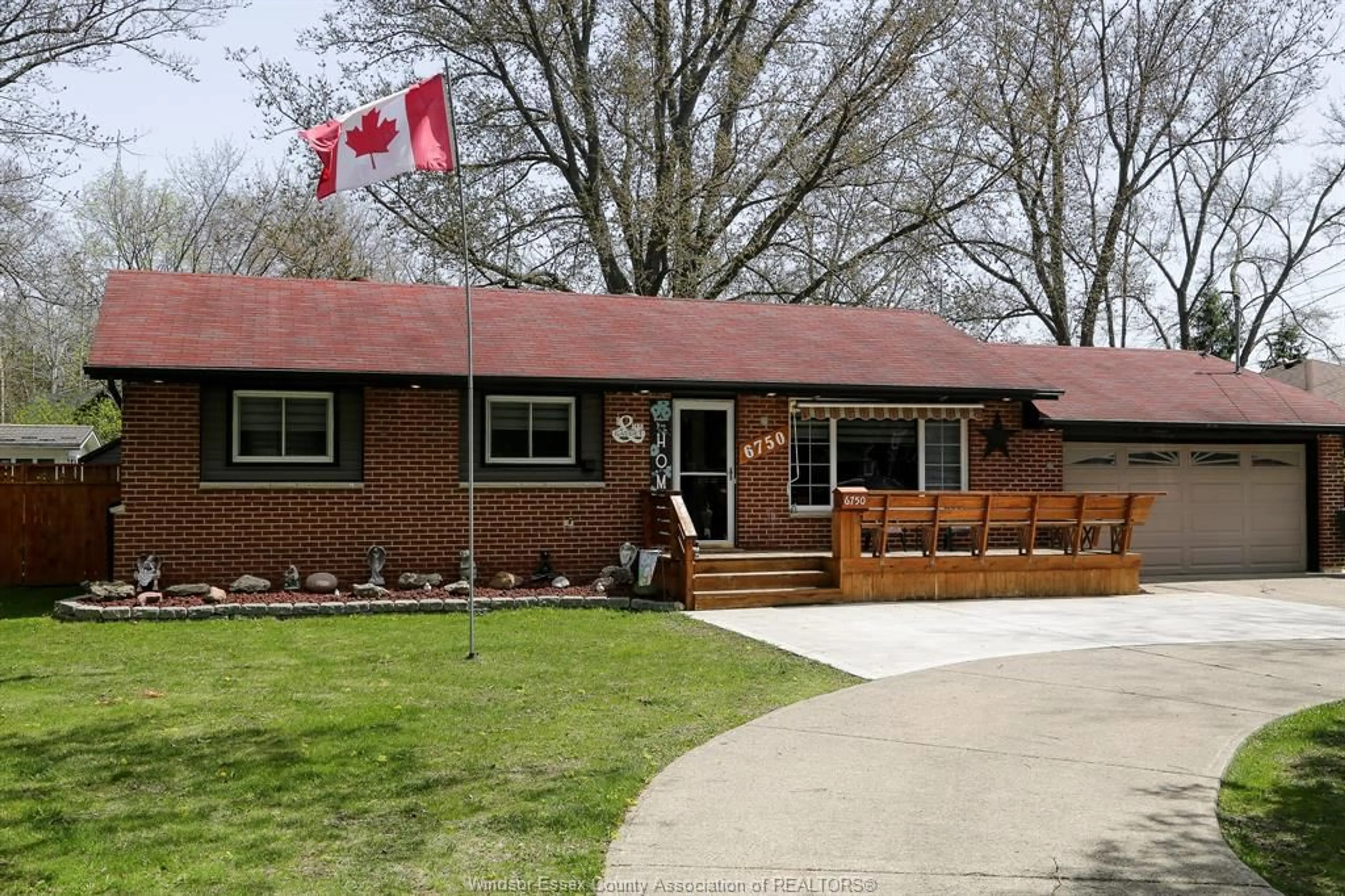 Home with brick exterior material, street for 6750 MALDEN, LaSalle Ontario N9H 1T7