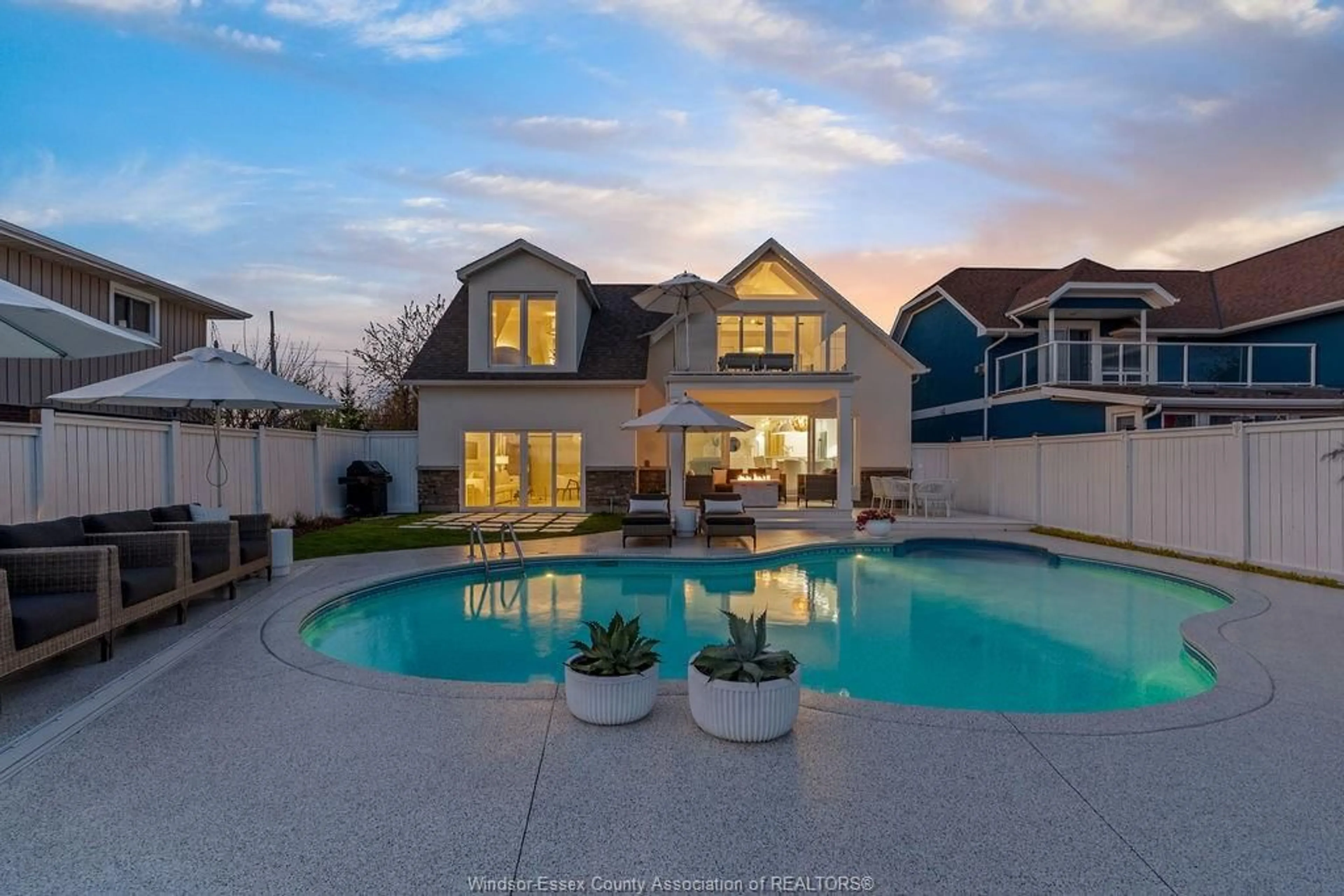 Pool for 144 Robson Rd, Leamington Ontario N8H 5R1