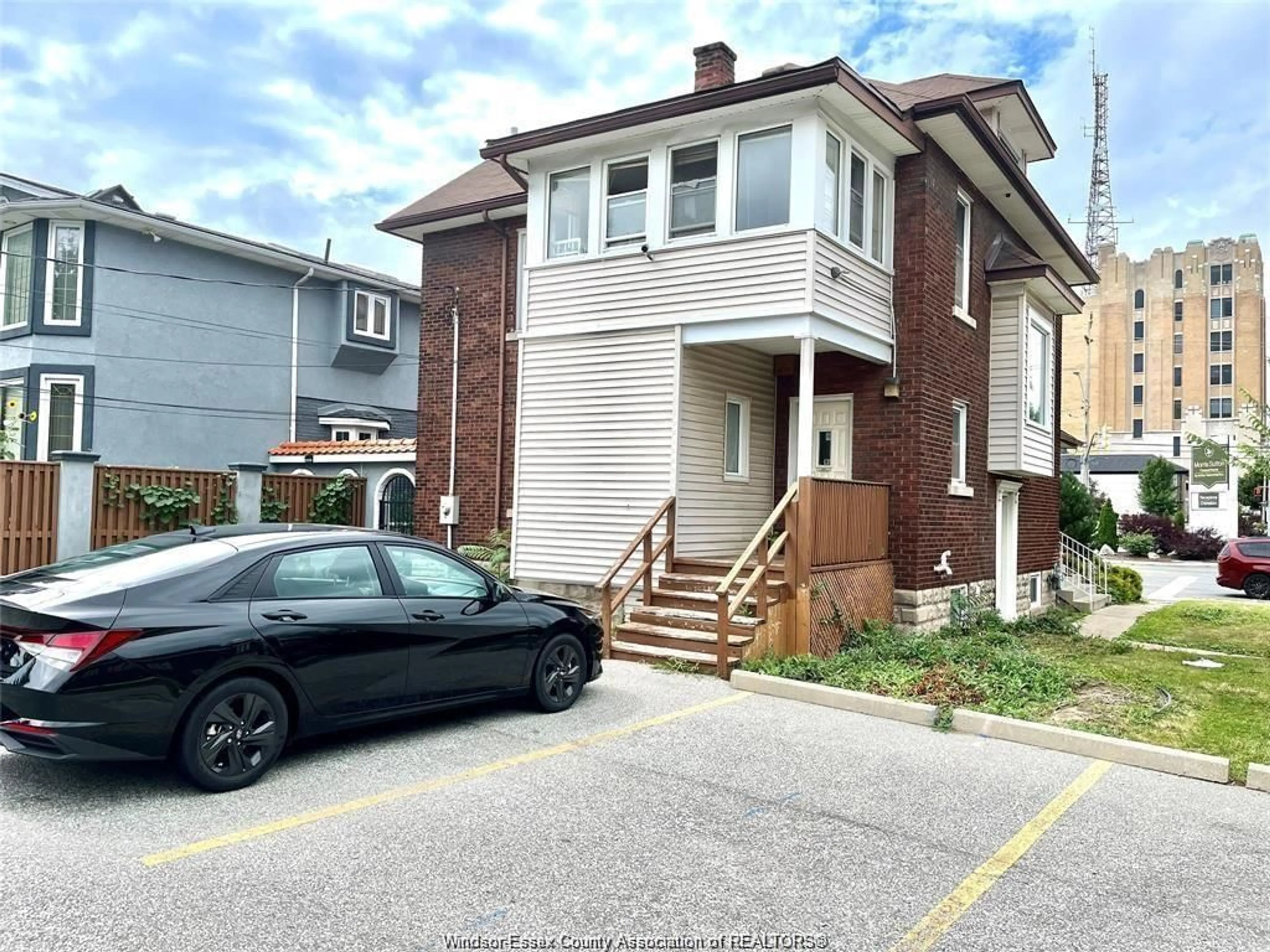 Home with brick exterior material, street for 95 GILES Blvd, Windsor Ontario N9A 4B8