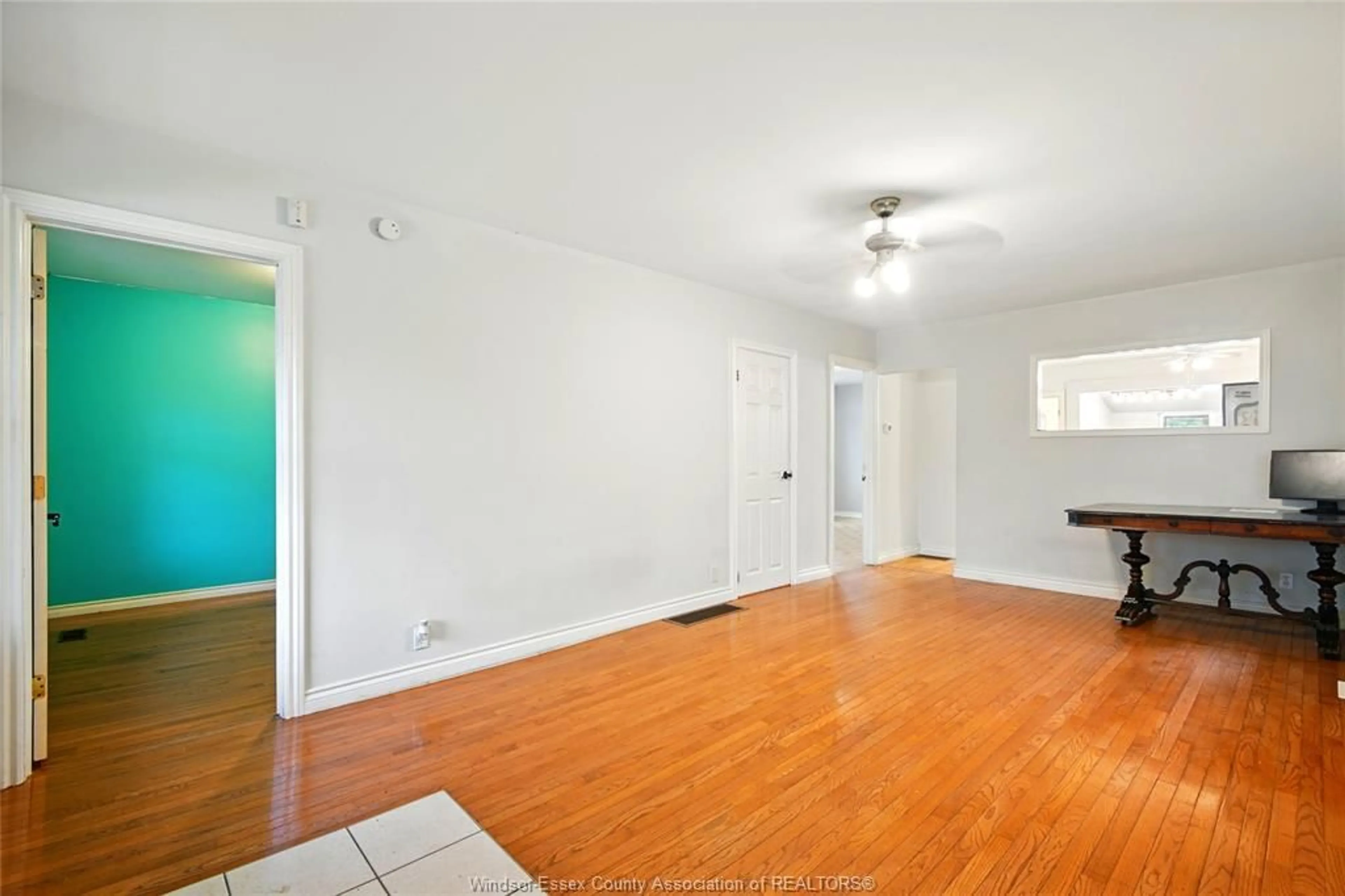 A pic of a room for 867 LANGLOIS, Windsor Ontario N9A 2G9