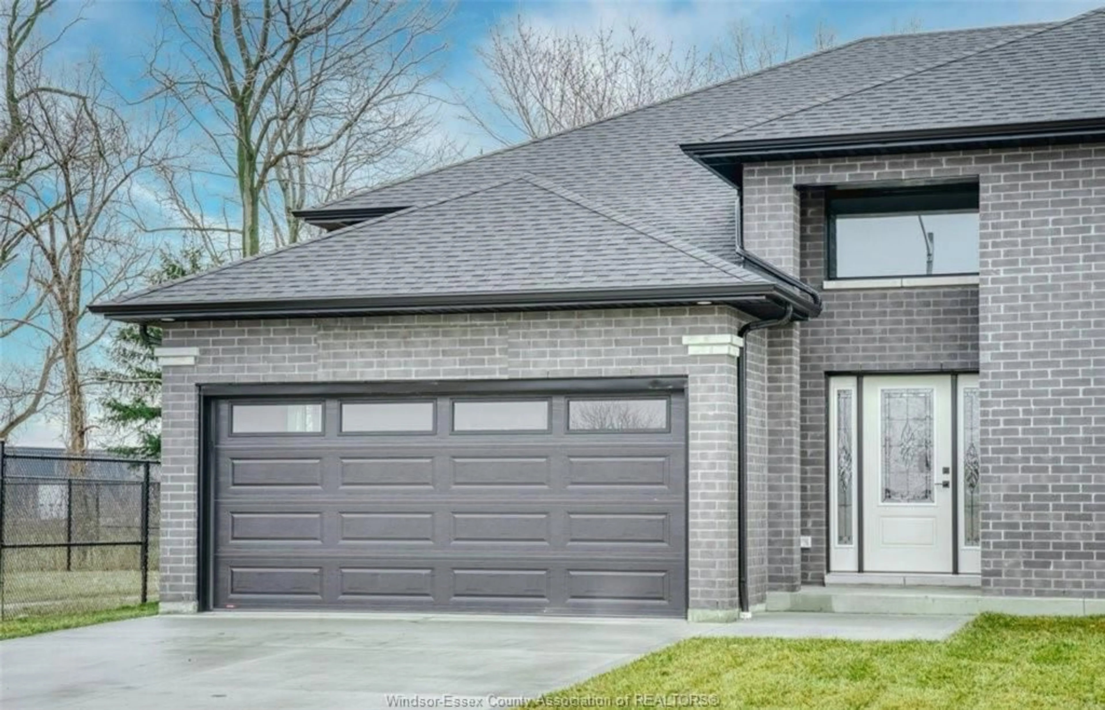 Home with brick exterior material, street for 79 EAGLE St, Leamington Ontario N8H 0E1