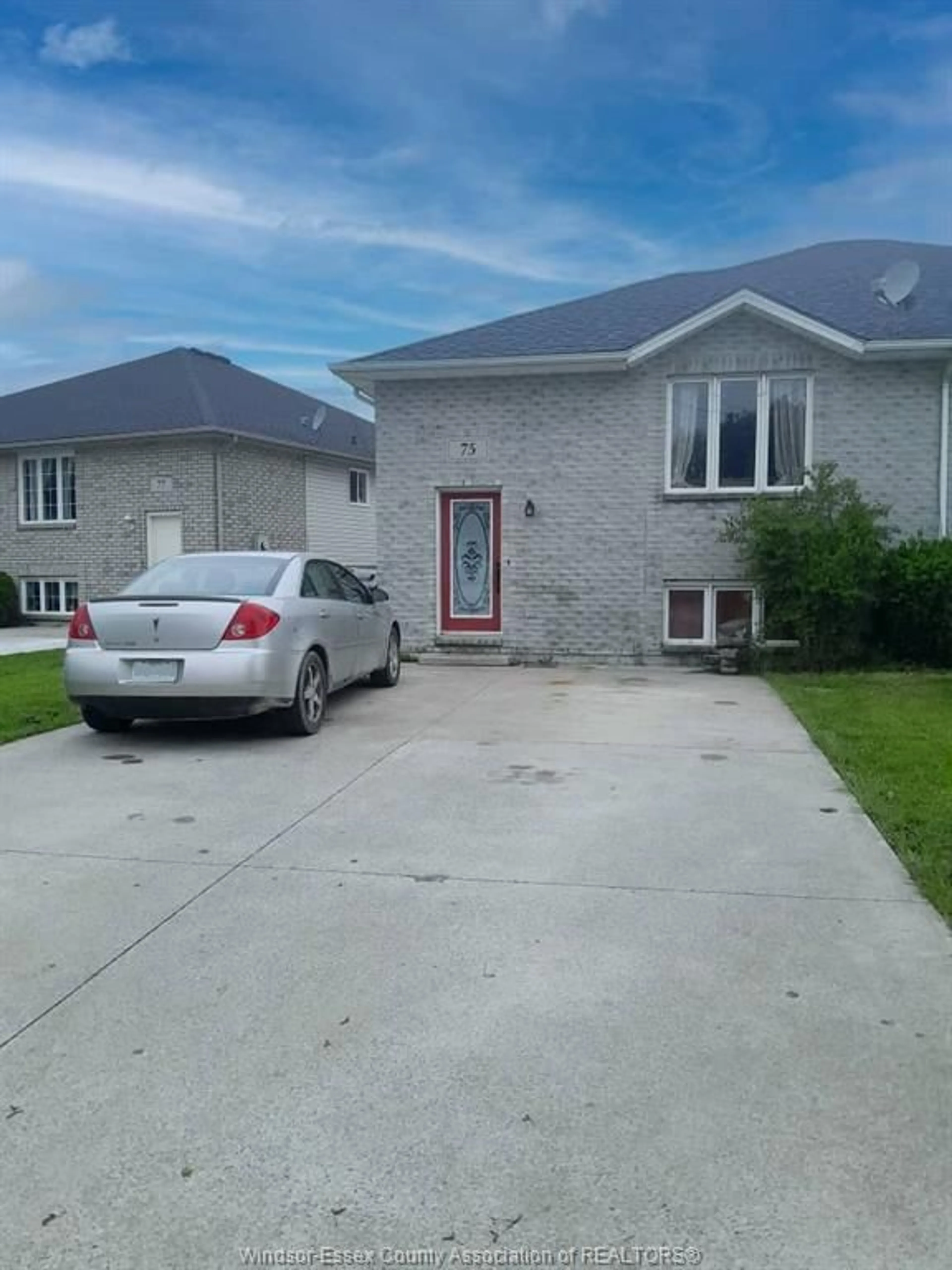 Unknown for 75 Sutton, Leamington Ontario N8H 5K5