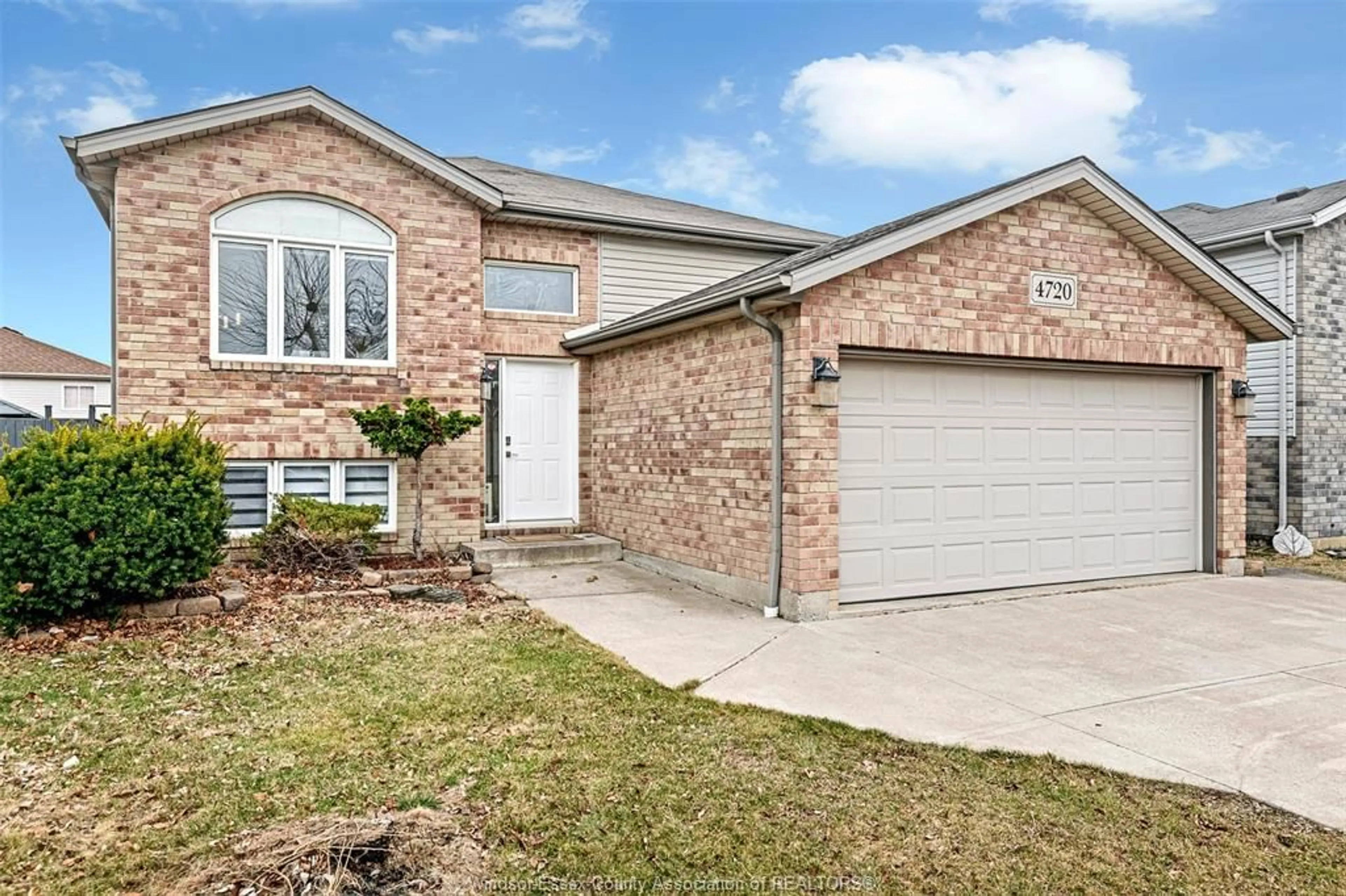 Home with brick exterior material, street for 4720 WHITEFISH Cres, Windsor Ontario N9G 3E1