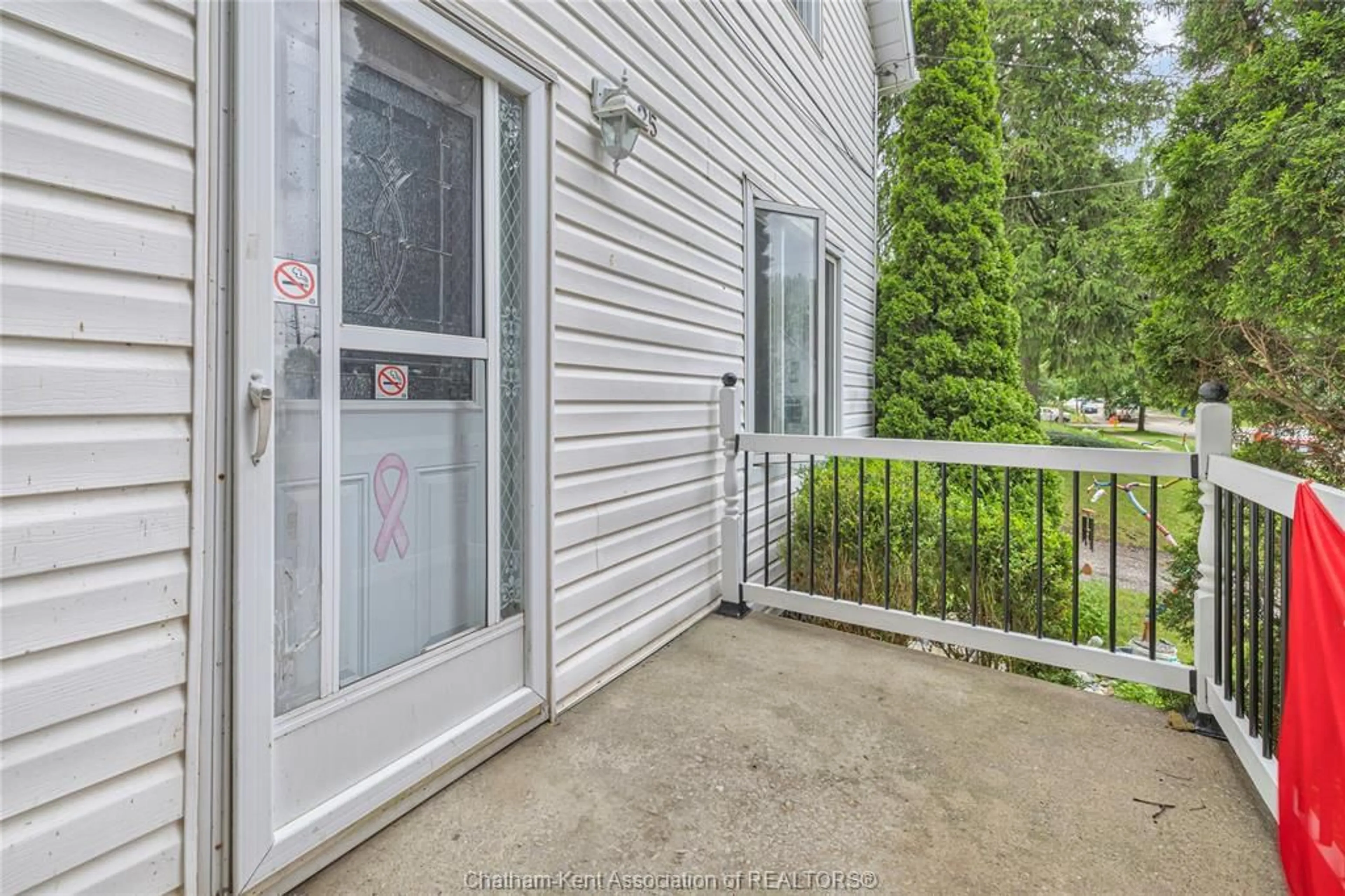 Patio, water/lake/river/ocean view for 25 VICTORIA Ave, Ridgetown Ontario N0P 2C0