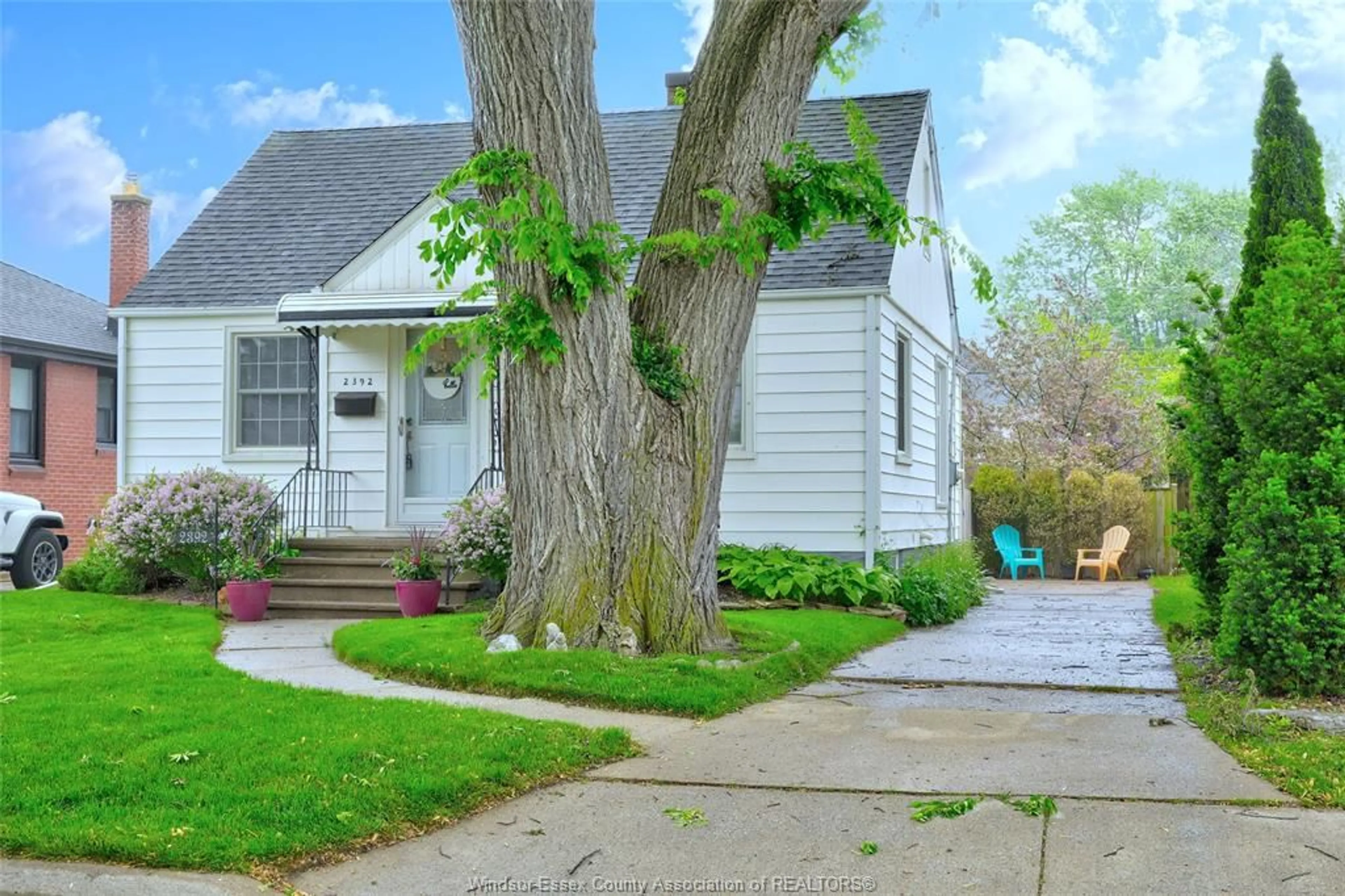 Home with vinyl exterior material, street for 2392 BERNARD, Windsor Ontario N8W 4R8