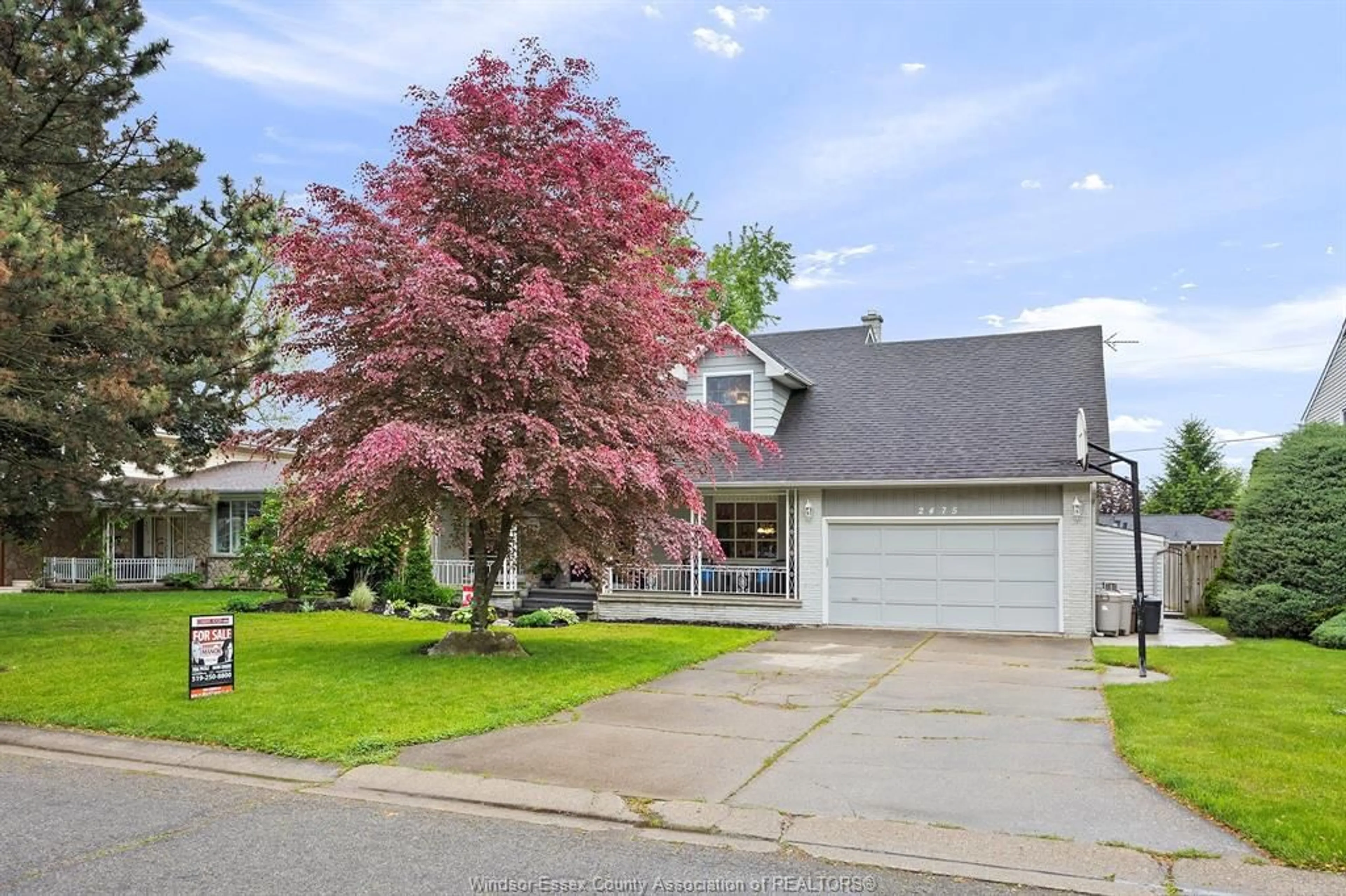 Home with vinyl exterior material, street for 2475 CURRY, Windsor Ontario N9E 2S4
