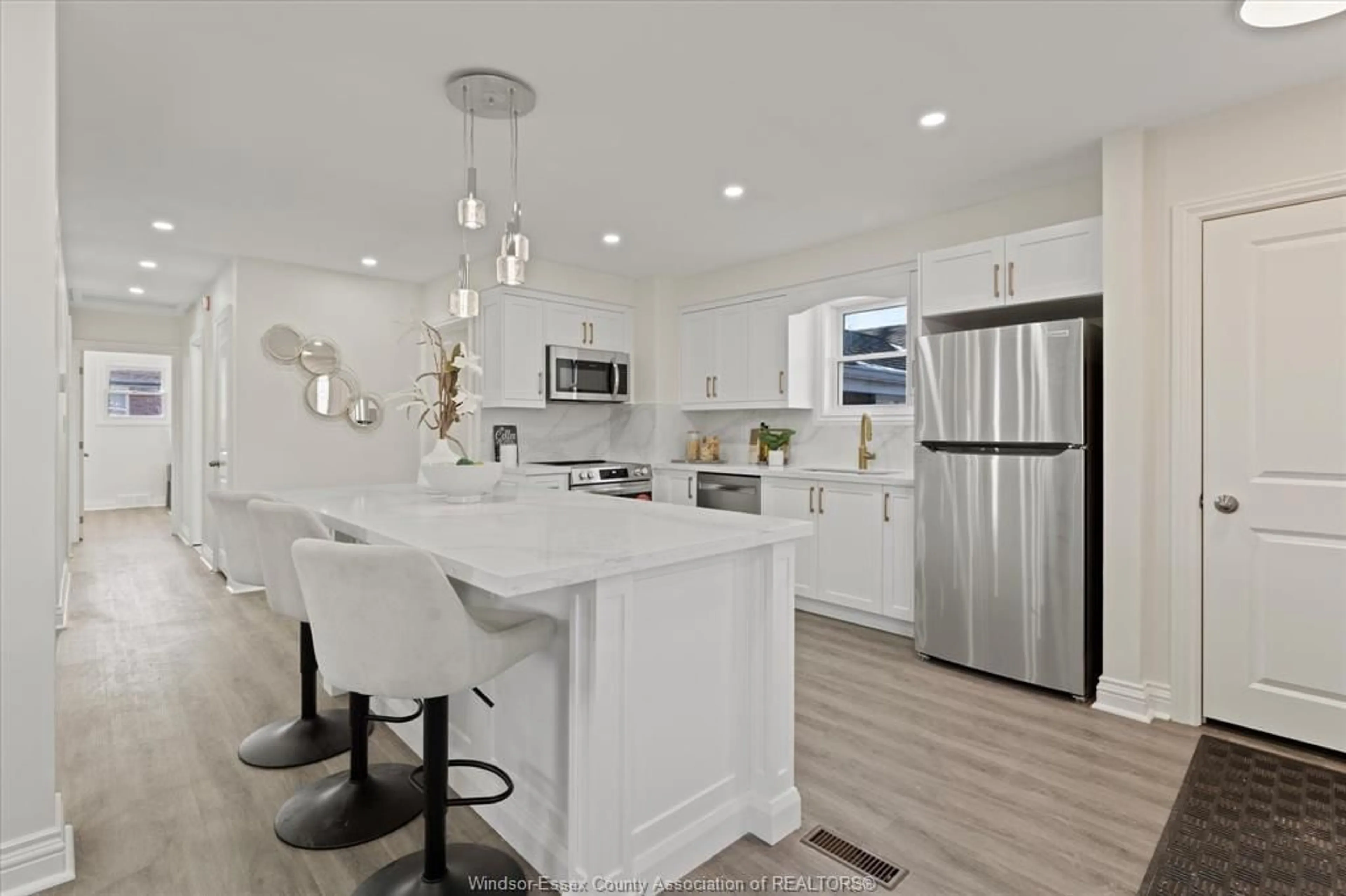 Open concept kitchen, unknown for 2895 ASKIN Ave, Windsor Ontario N9E 3J1