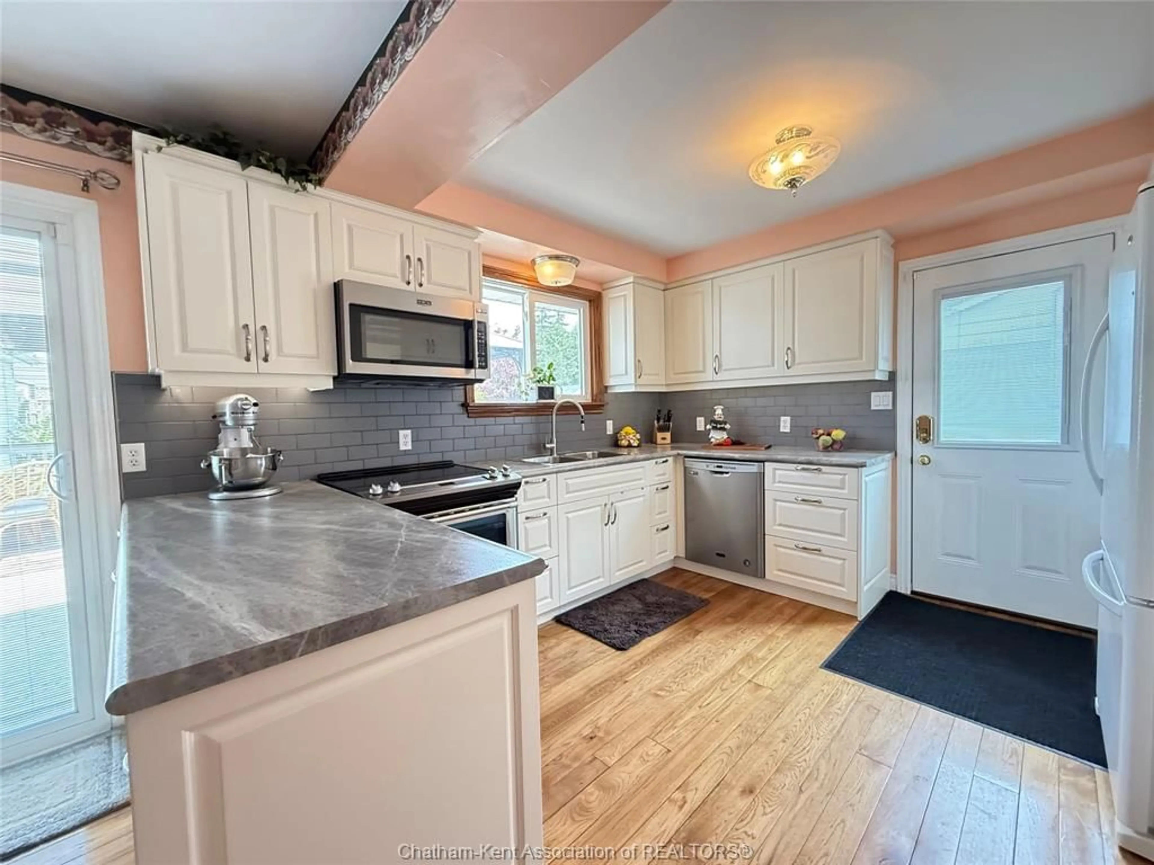 Open concept kitchen, unknown for 47B YORK St, Ridgetown Ontario N0P 2C0