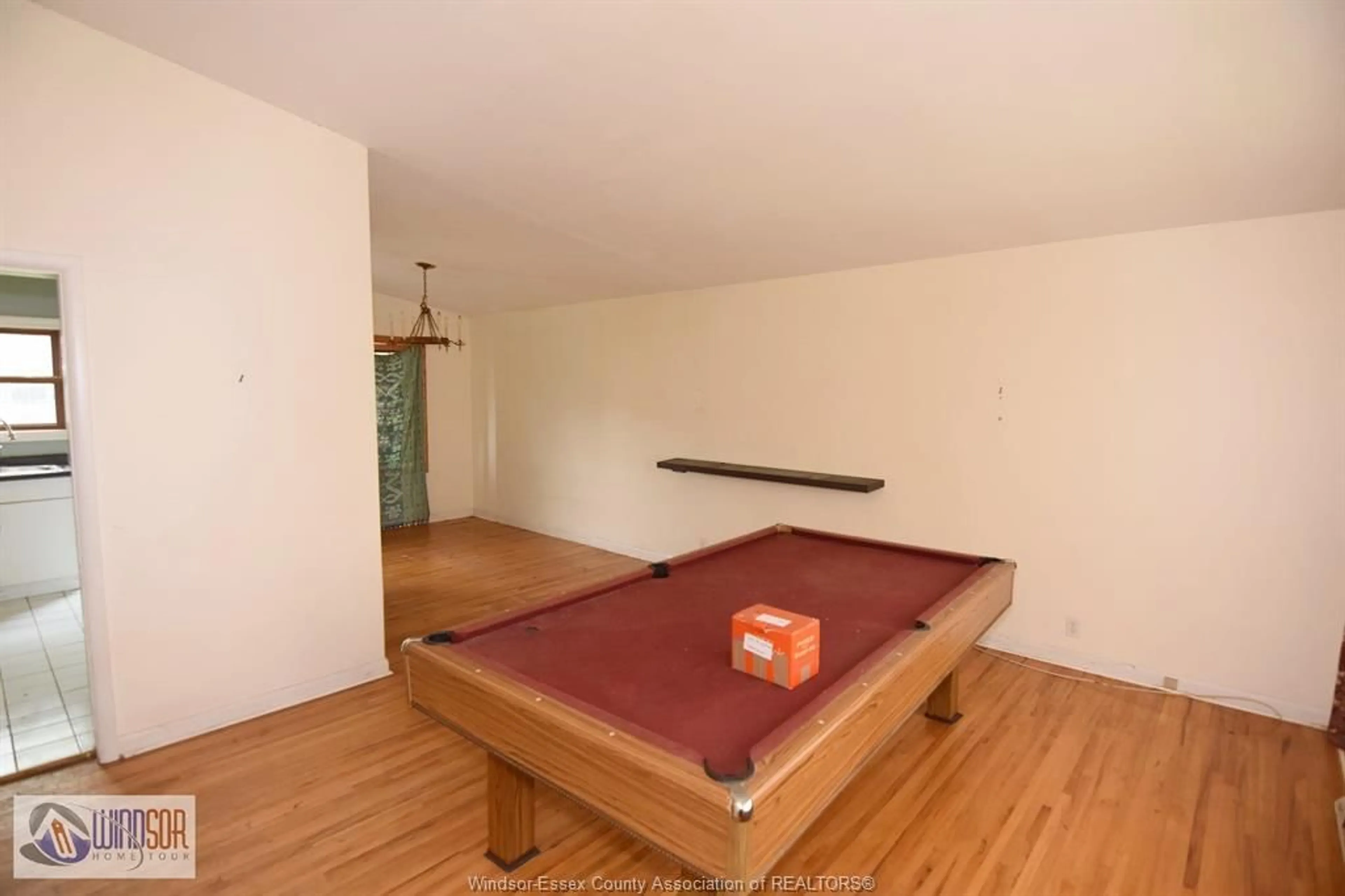 A pic of a room for 3166 MARK, Windsor Ontario N9E 2W8