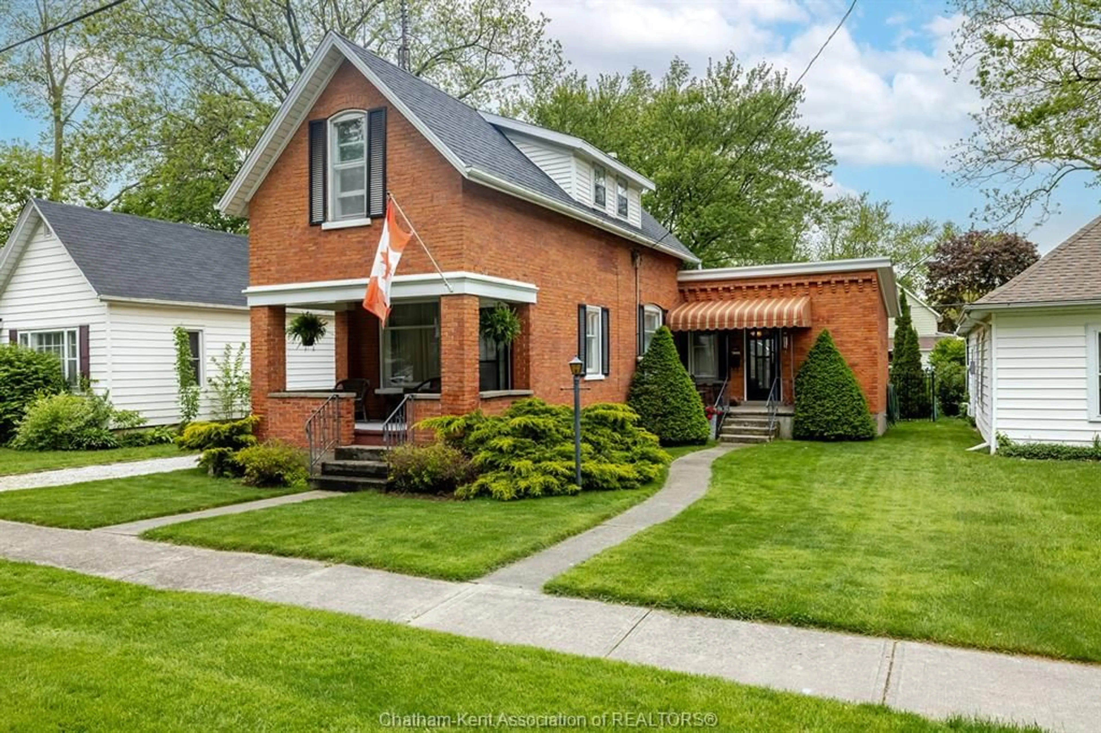 Home with brick exterior material, street for 14 Jane St, Ridgetown Ontario N0P 2C0