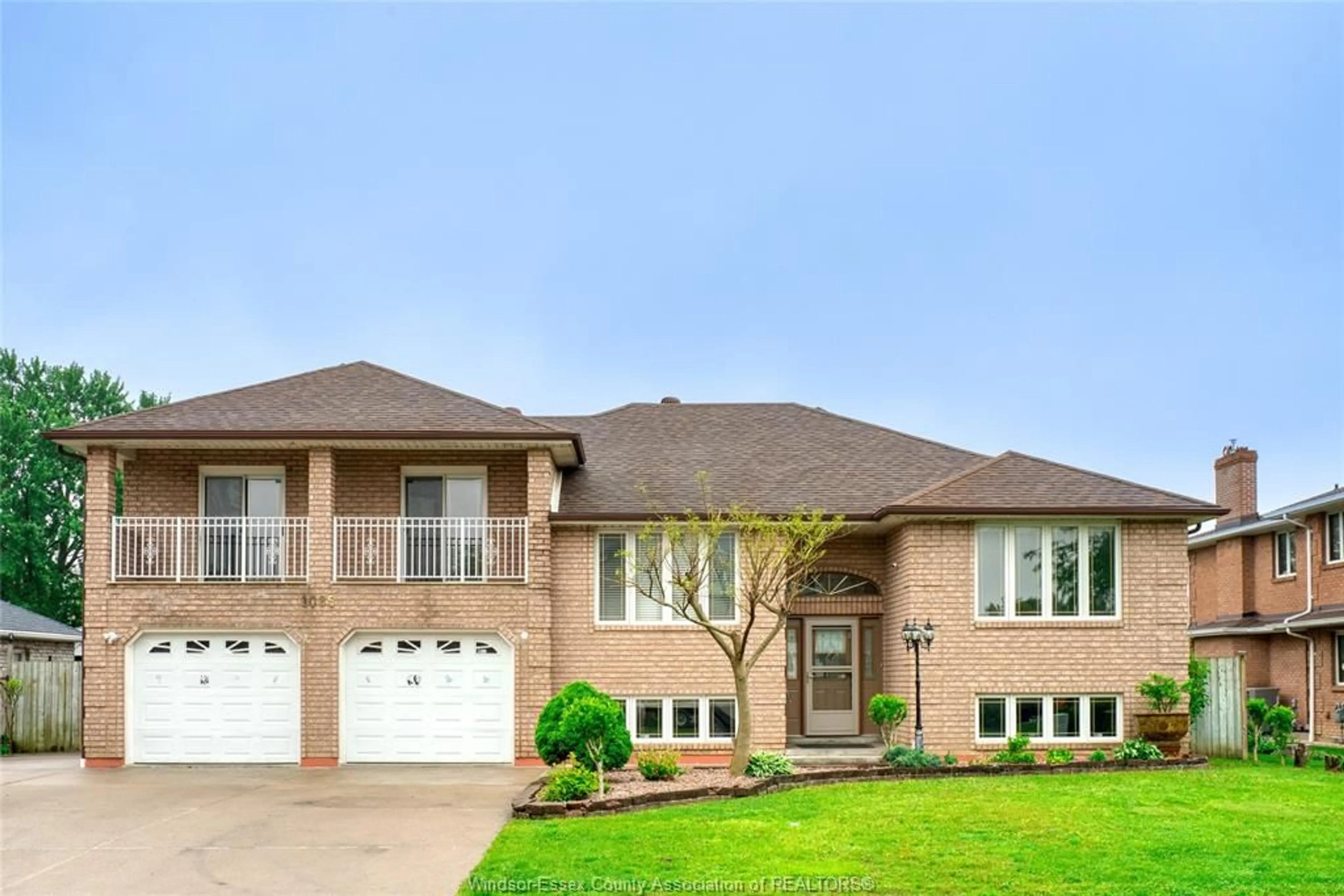 Home with brick exterior material, street for 1085 Waverly, Windsor Ontario N8X 4X1