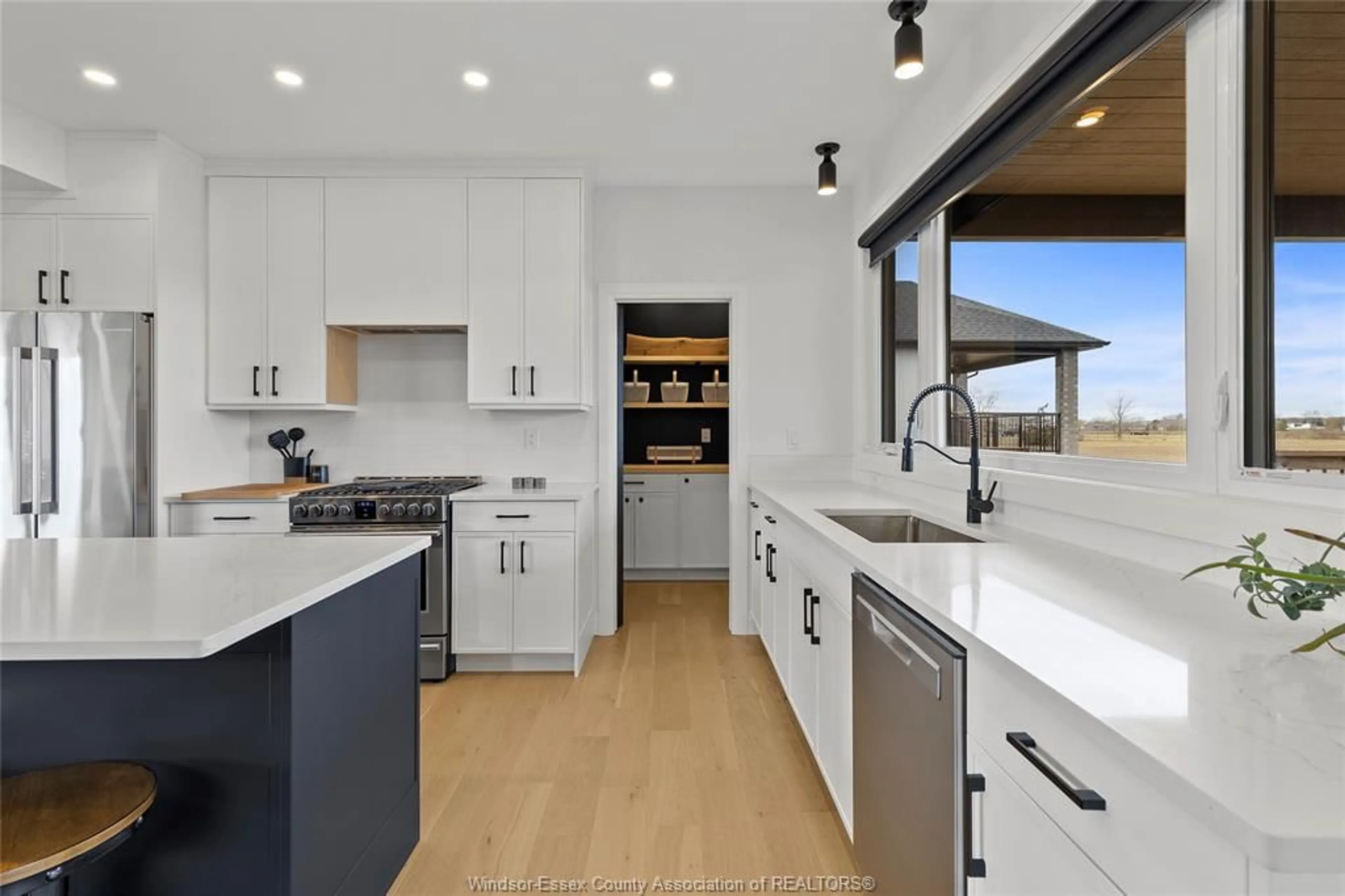 Open concept kitchen, unknown for 345 CONCESSION LINE 1, Wheatley Ontario N0P 2P0