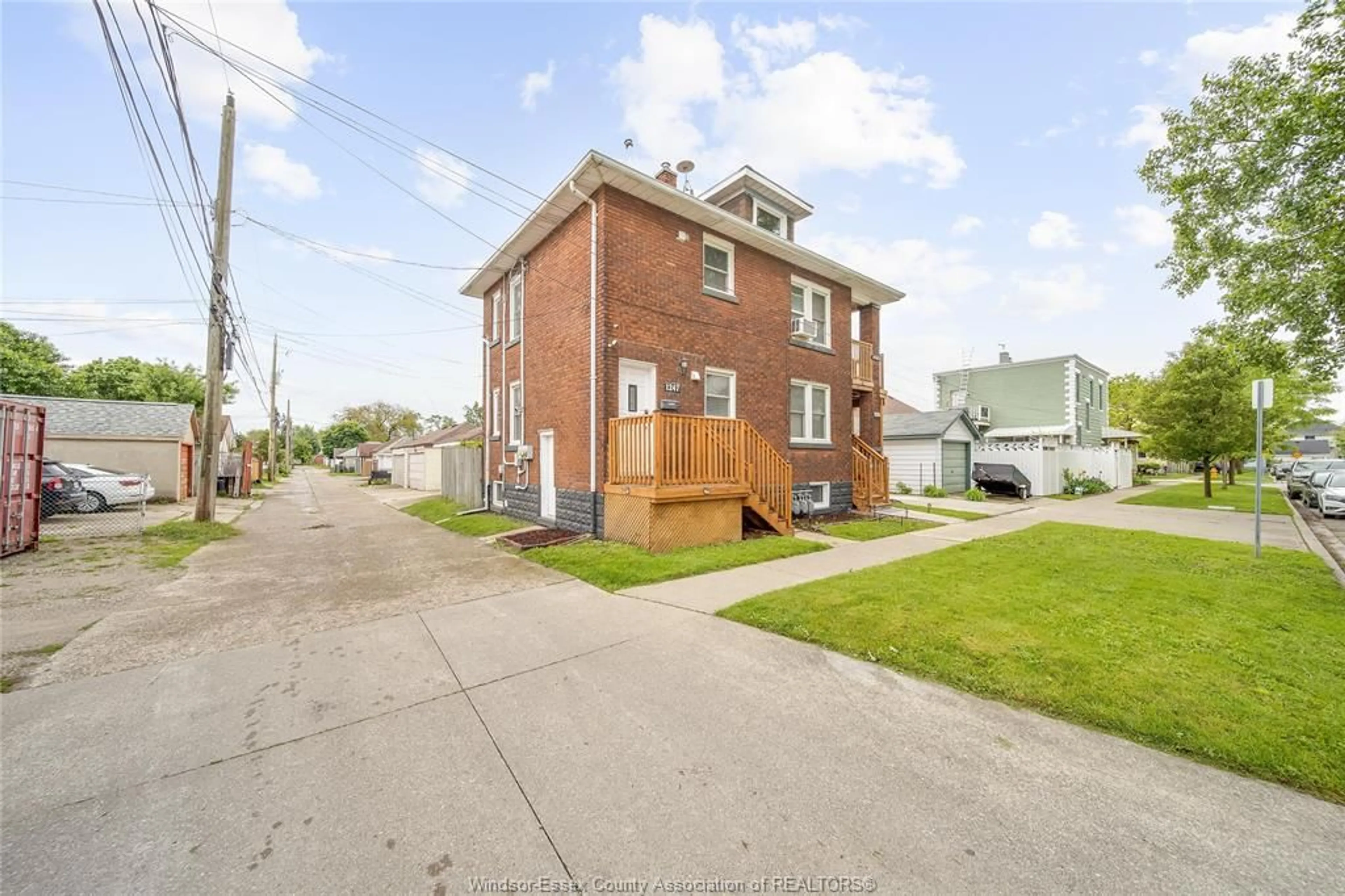 Unknown for 1239-47 RICHMOND St, Windsor Ontario N9A 4A7