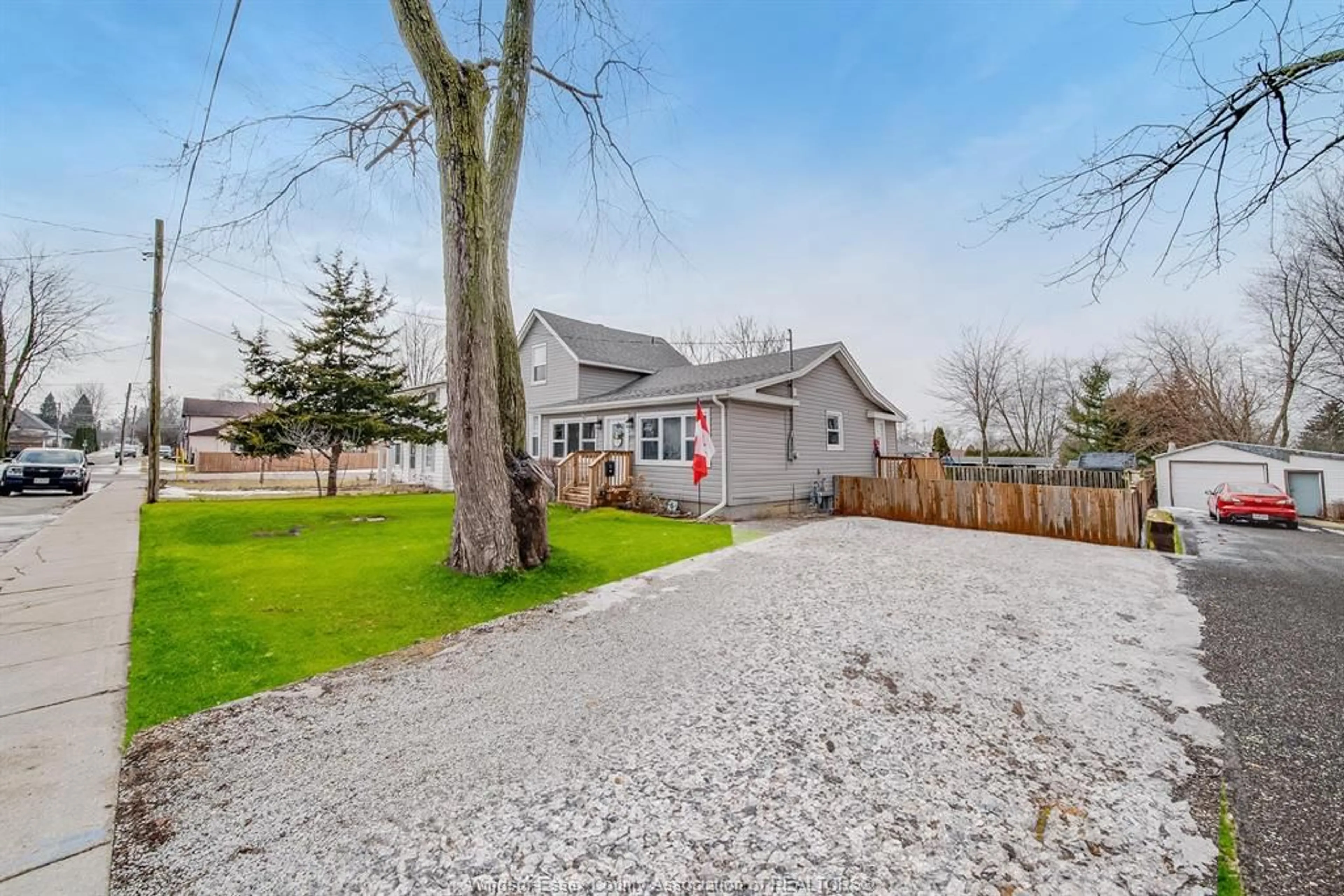 A pic from outside/outdoor area/front of a property/back of a property/a pic from drone, street for 111 CHURCH St, Blenheim Ontario N0P 1A0