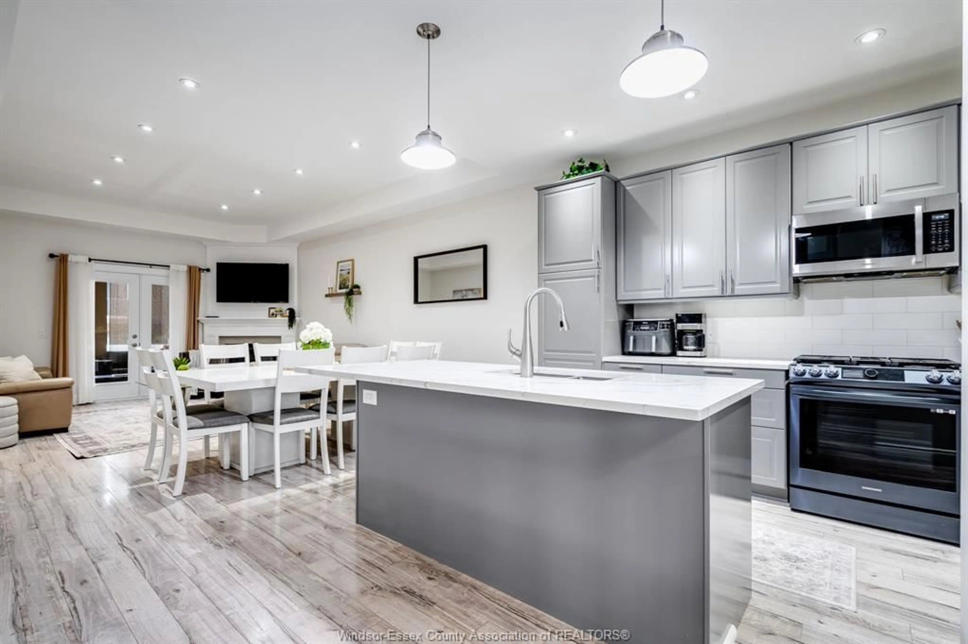 Contemporary kitchen, unknown for 11 Babkirk Lane, Leamington Ontario N8H 0A1