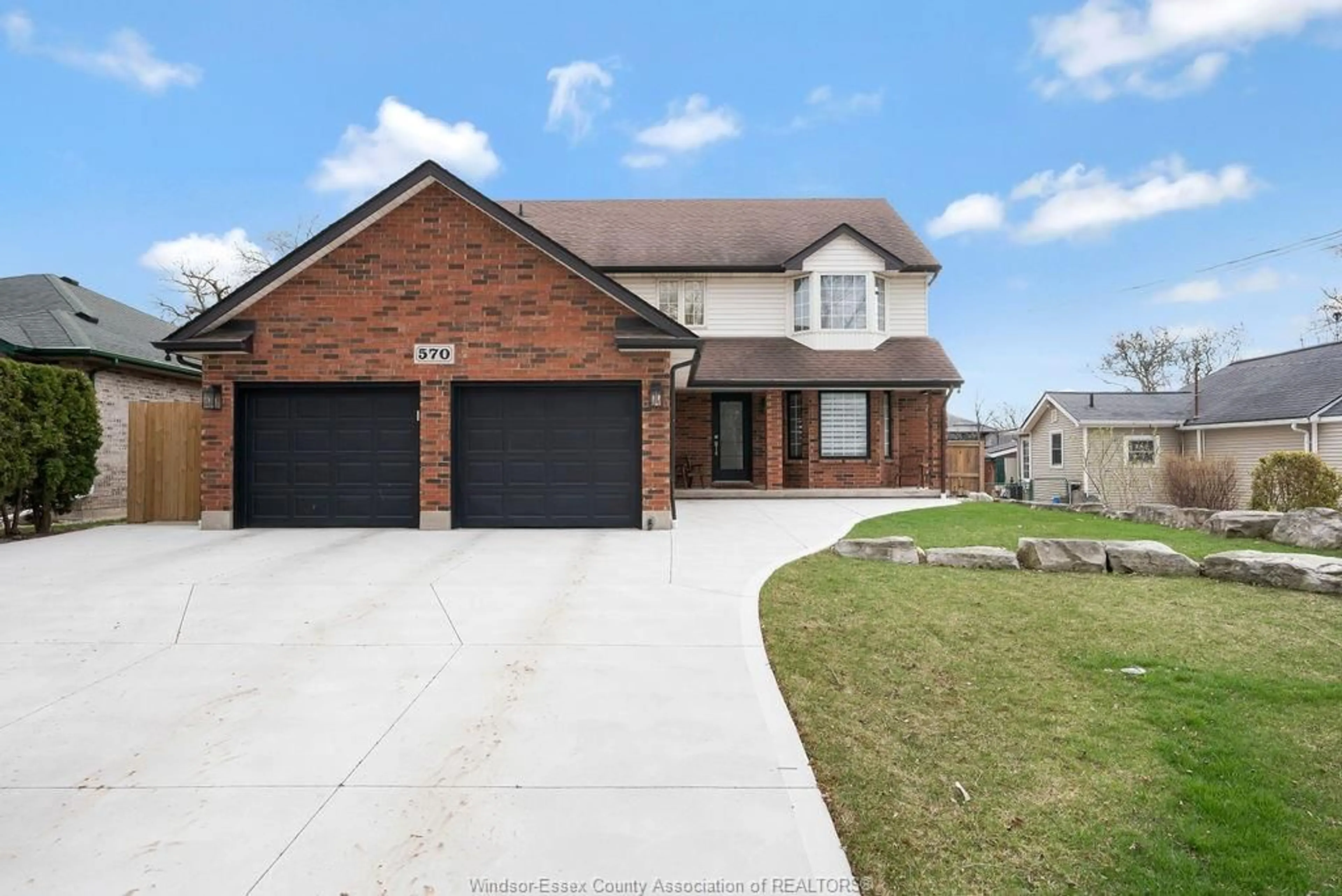 Home with brick exterior material, street for 570 JARVIS, Windsor Ontario N8P 1C9