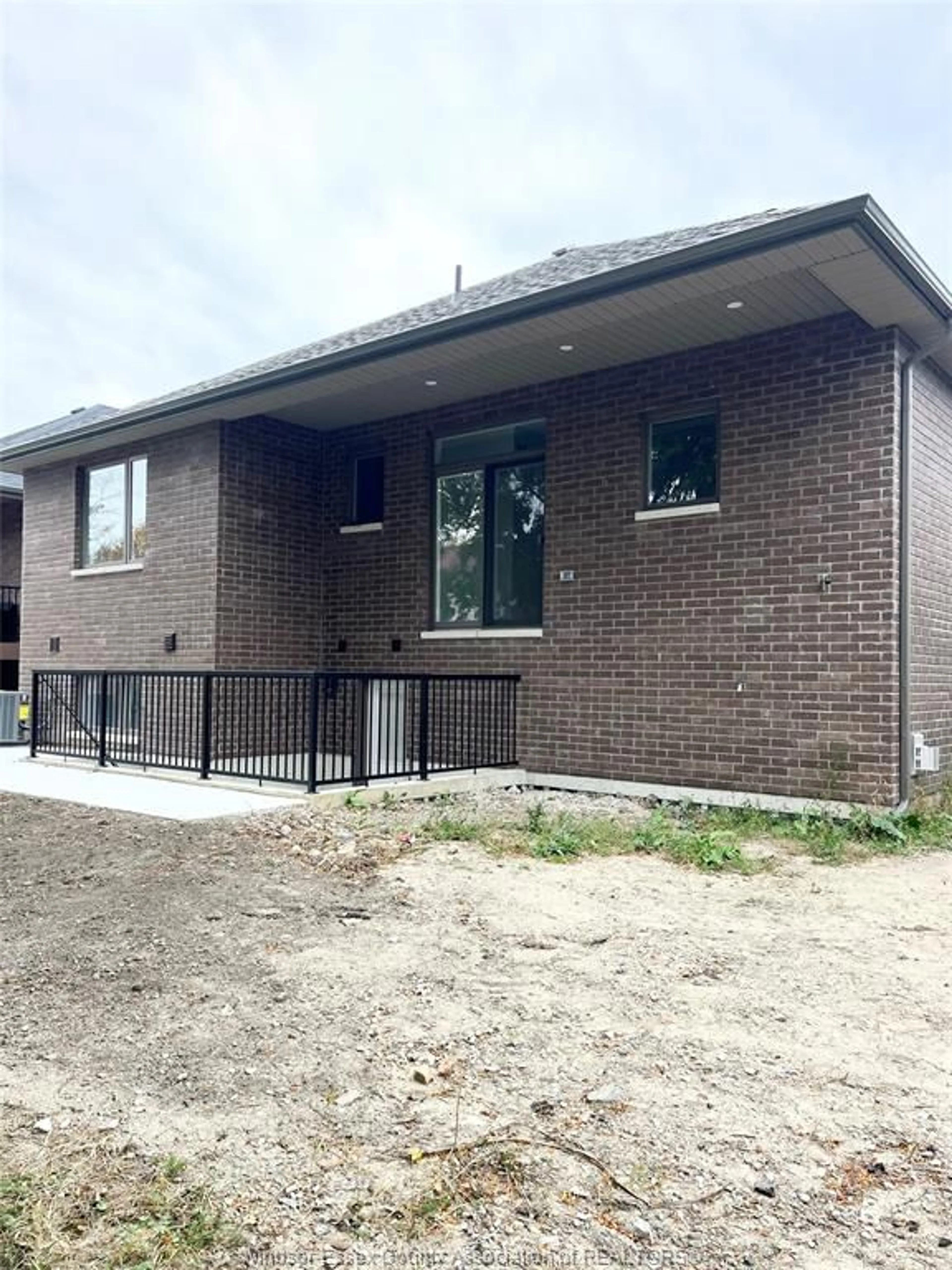 Home with brick exterior material, building for 2470 ROXBOROUGH, Windsor Ontario N9E 0A9