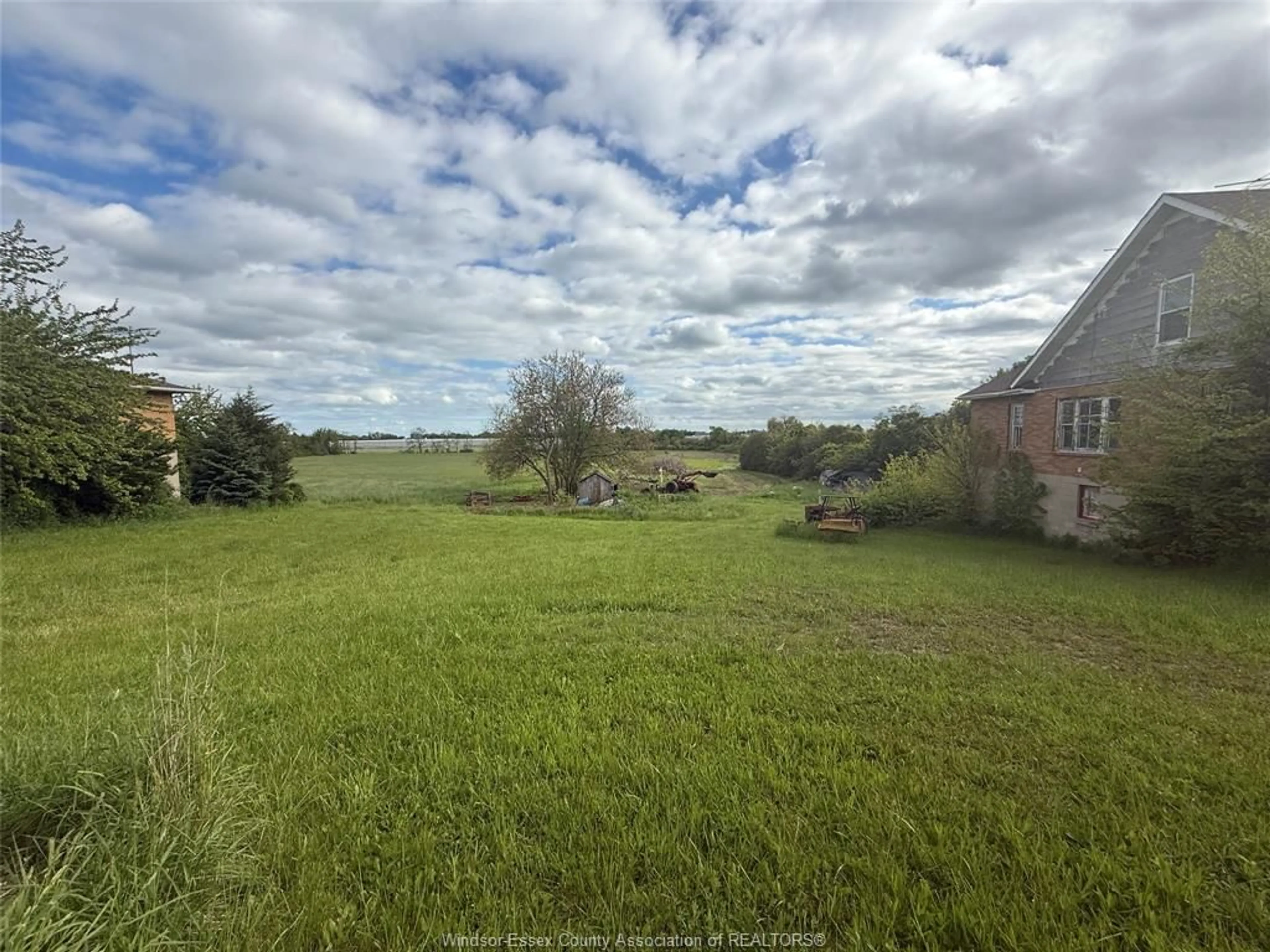 A pic from outside/outdoor area/front of a property/back of a property/a pic from drone, water/lake/river/ocean view for 1949 Talbot, Kingsville Ontario N0P 2G0