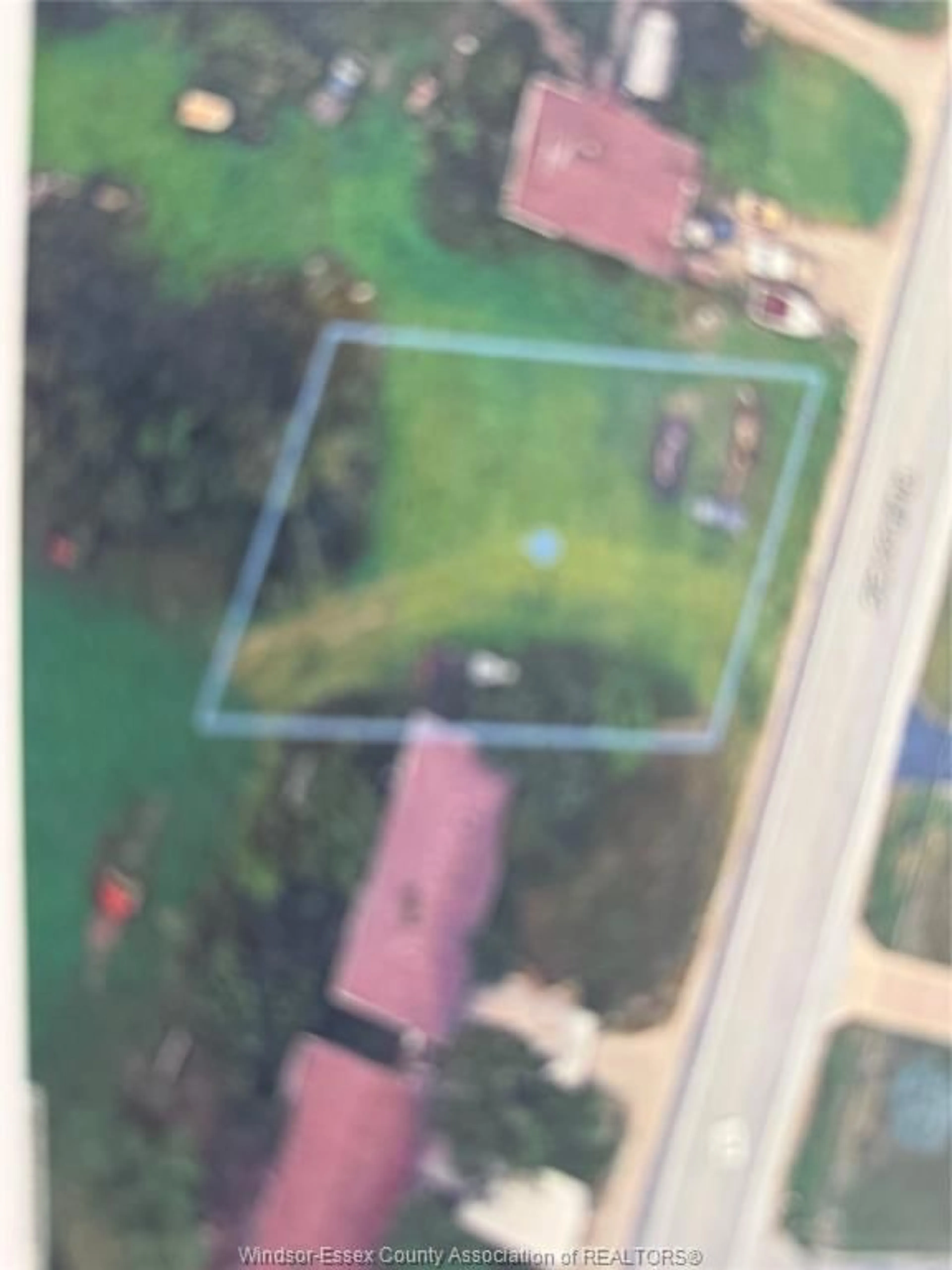 Blurry image for 1949 Talbot, Kingsville Ontario N0P 2G0