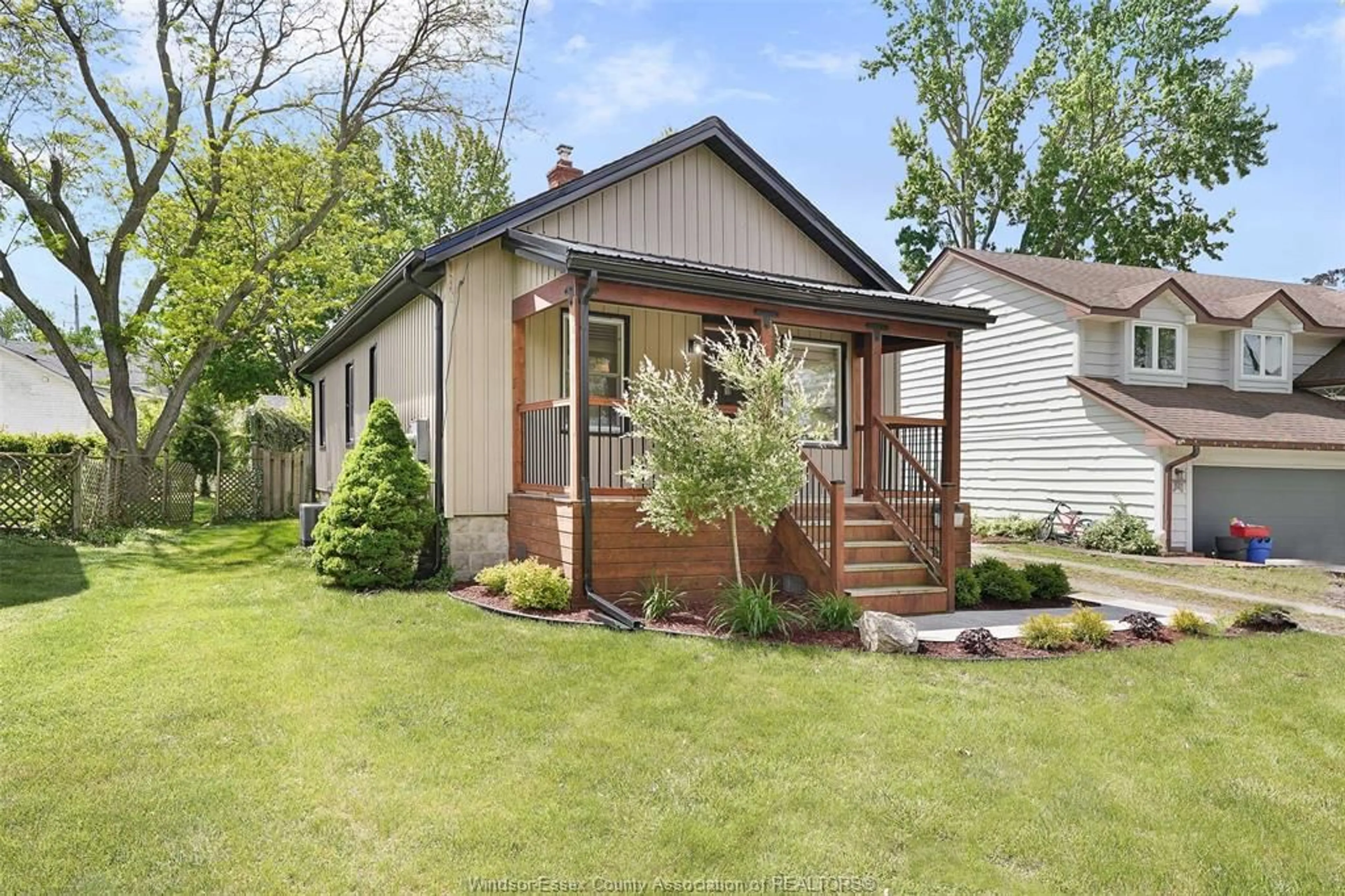Home with brick exterior material, street for 23 Pulford St, Kingsville Ontario N9Y 1B3