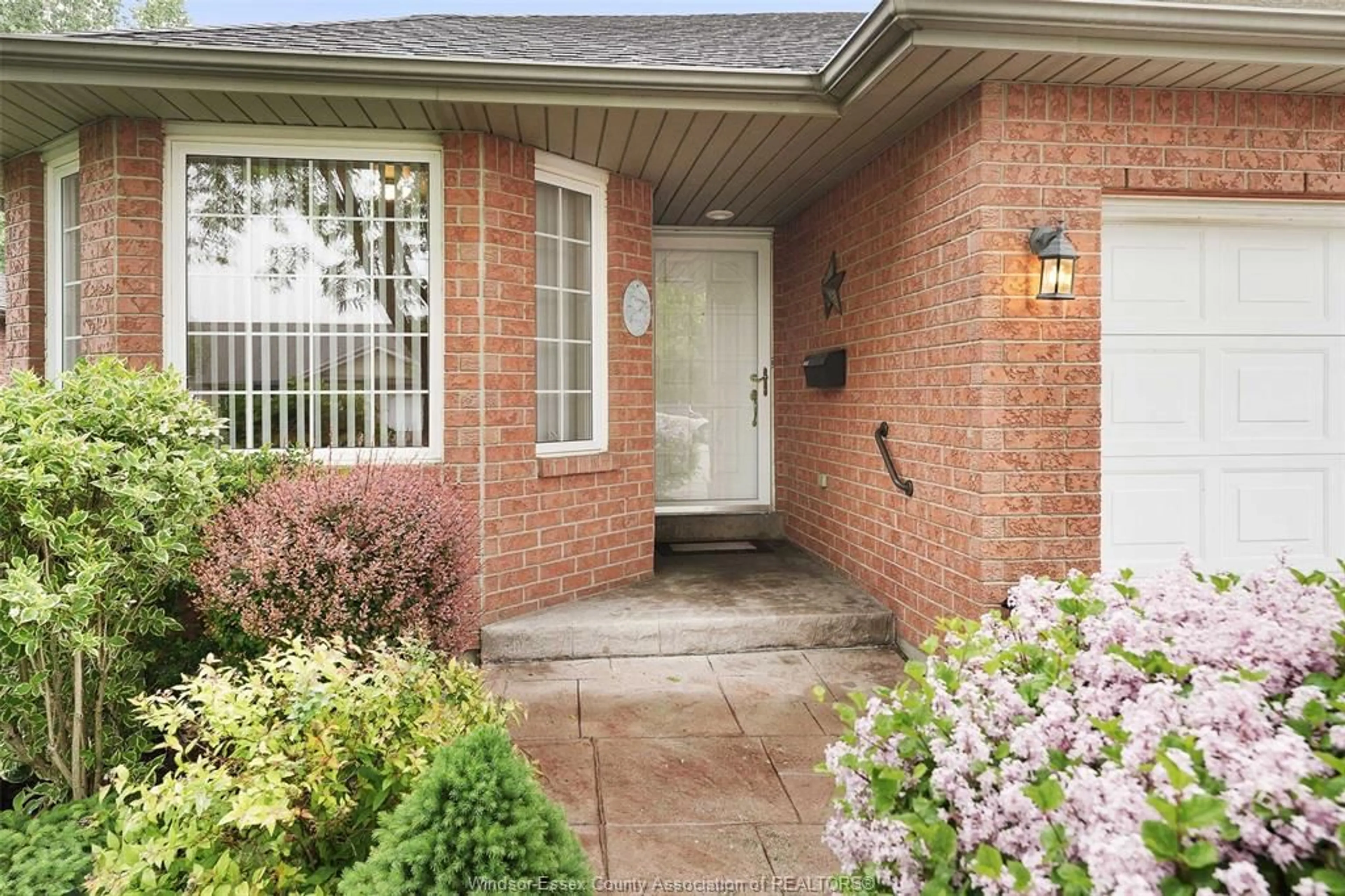 Home with brick exterior material, street for 1484 QUESTA, Windsor Ontario N8P 1M5