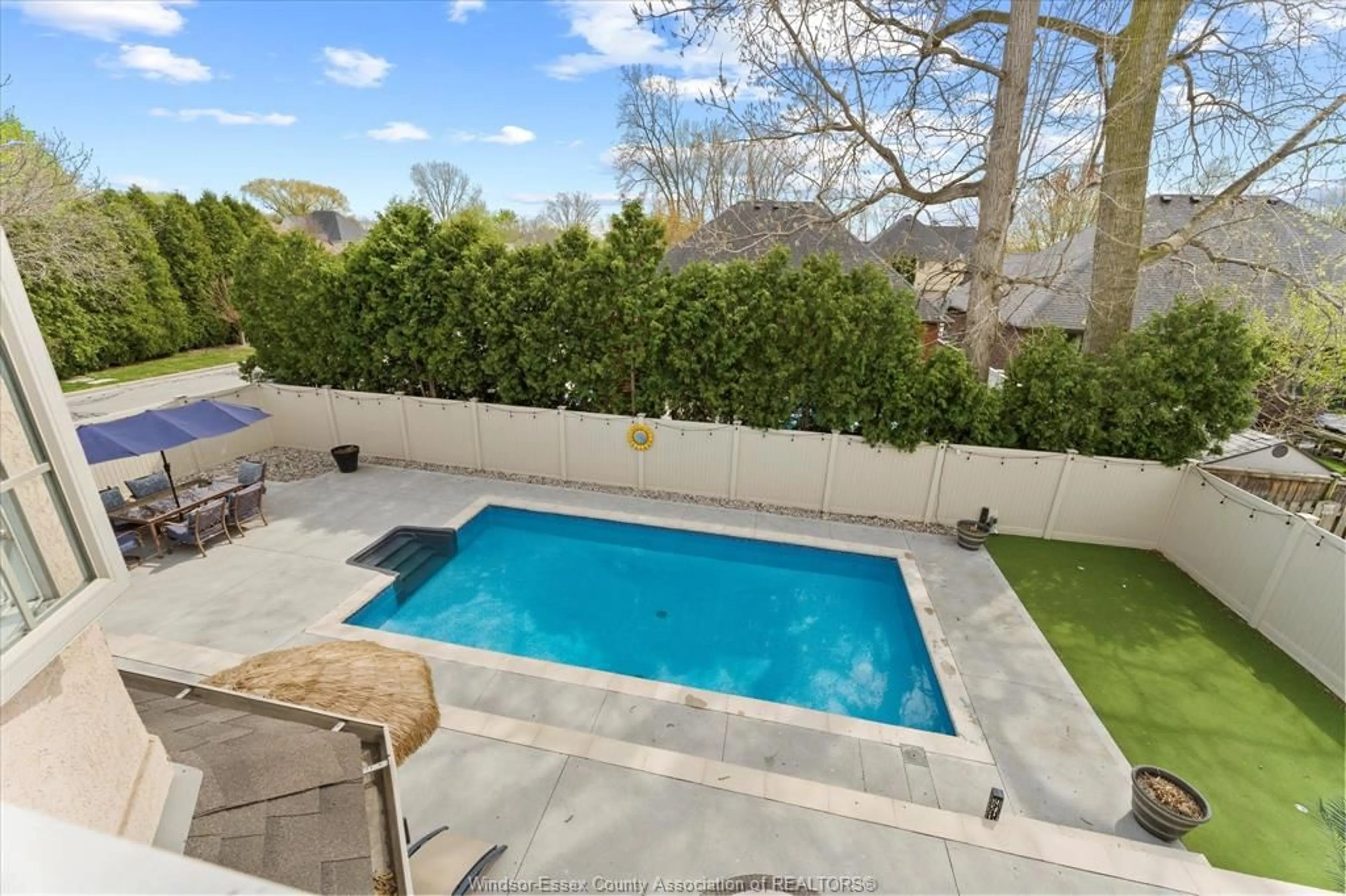 Pool for 1385 MORTON Dr, LaSalle Ontario N9J 3S9