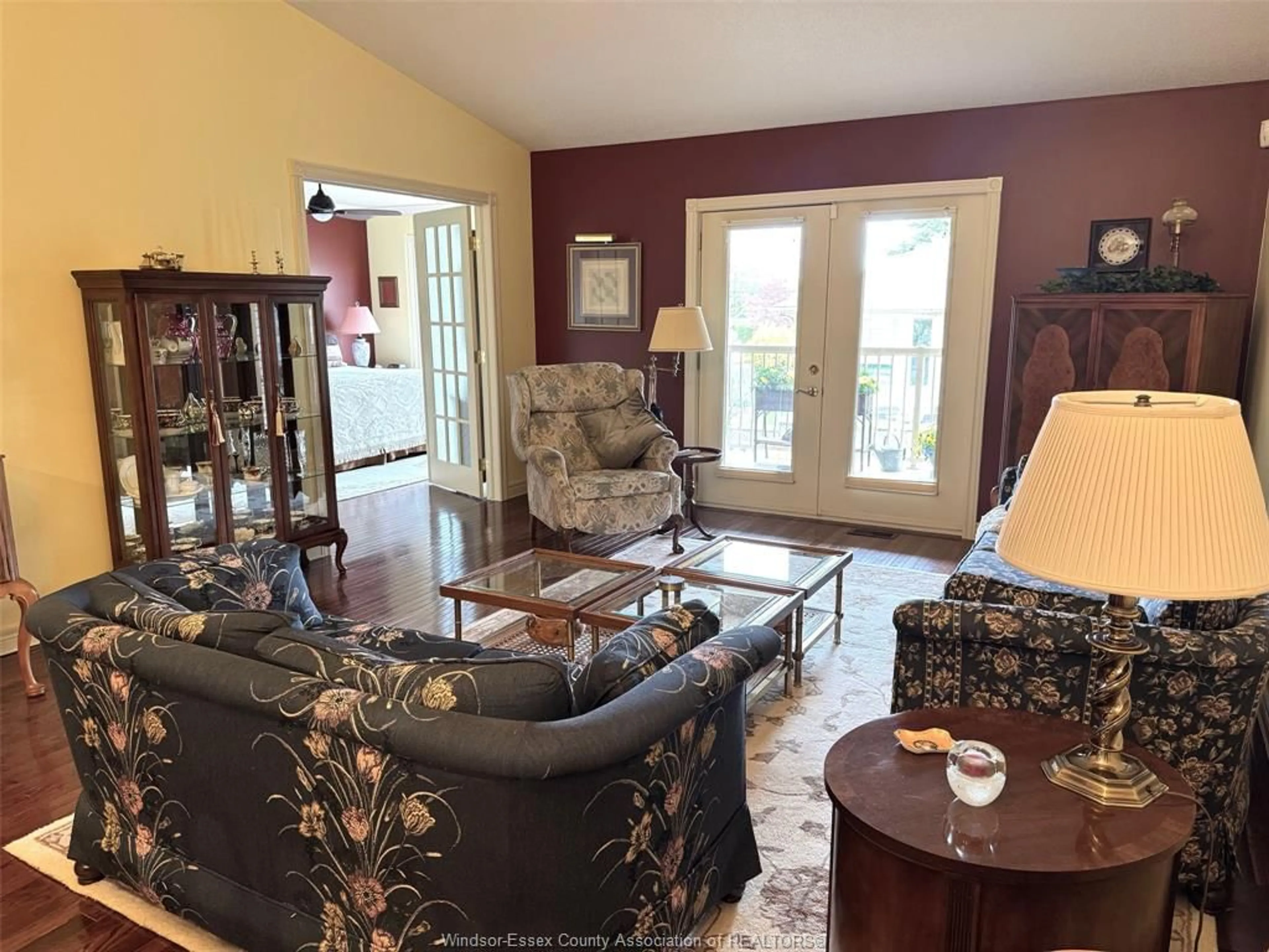 Living room with furniture, unknown for 67 QUEENS HILL Cres, Leamington Ontario N8H 5M5