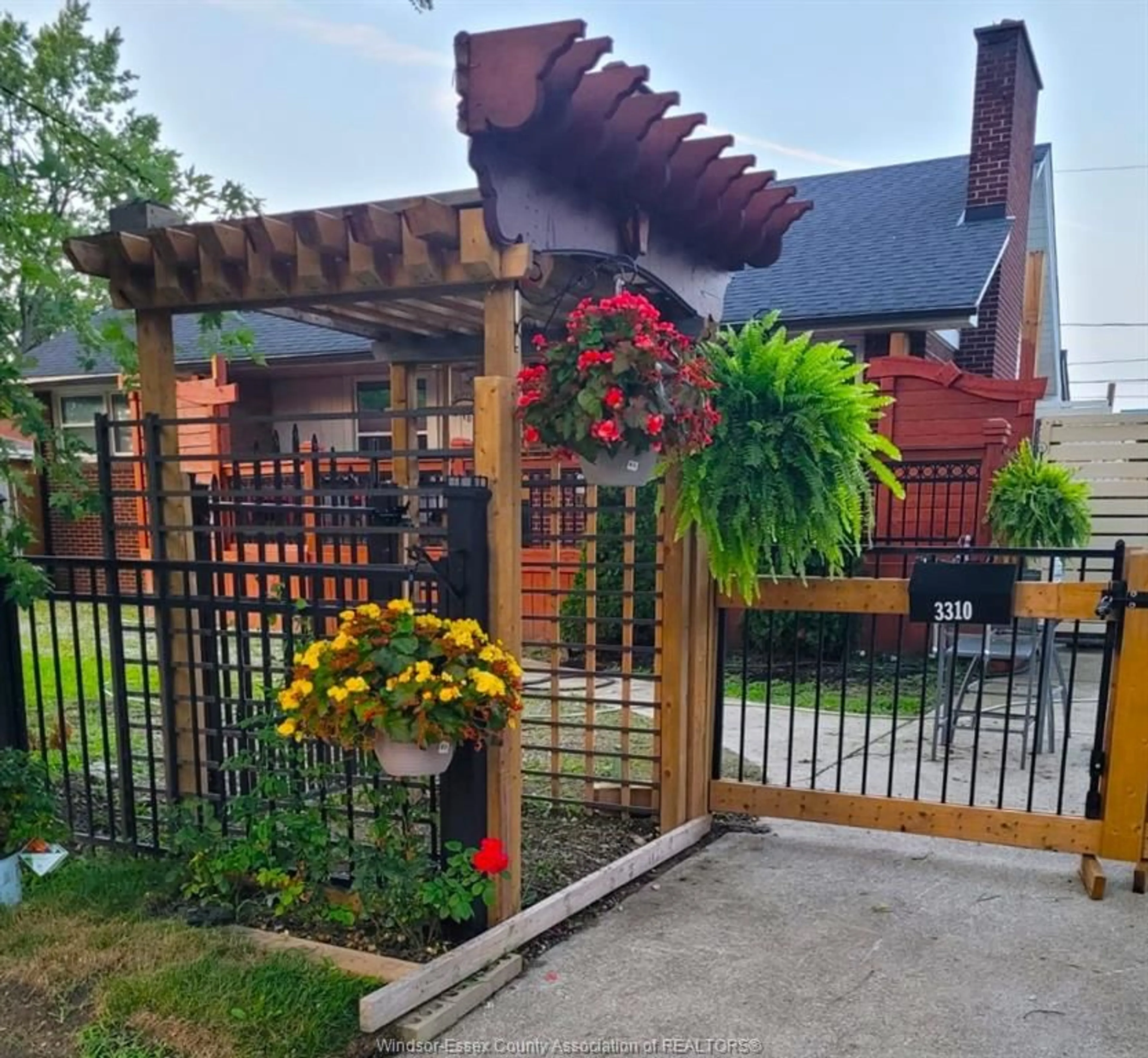 Home with brick exterior material, street for 3310 RANKIN Ave, Windsor Ontario N9E 3C1