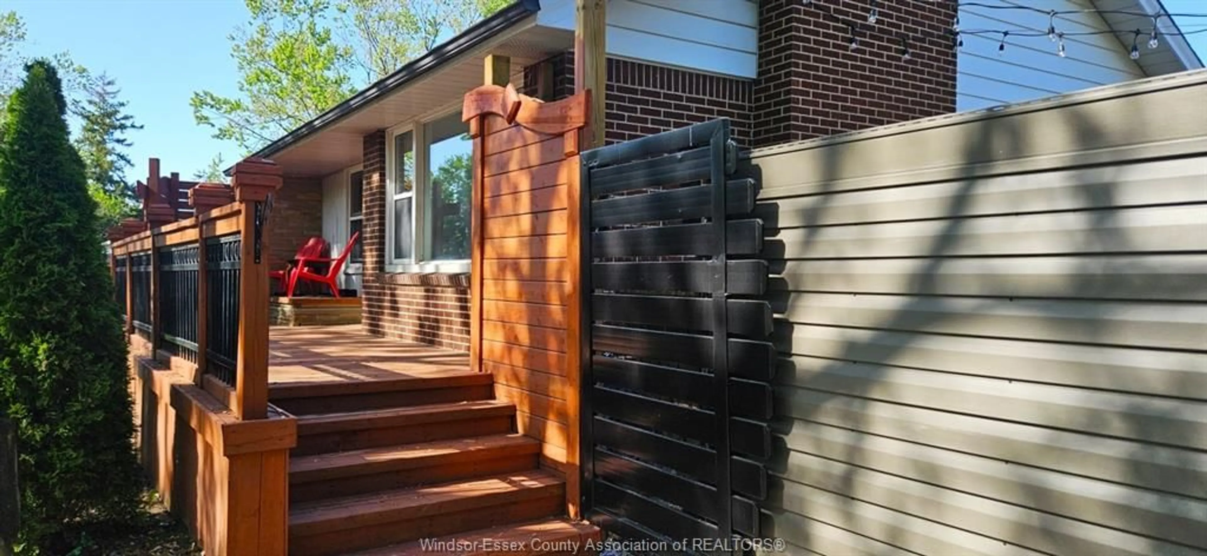 Home with brick exterior material, building for 3310 RANKIN Ave, Windsor Ontario N9E 3C1