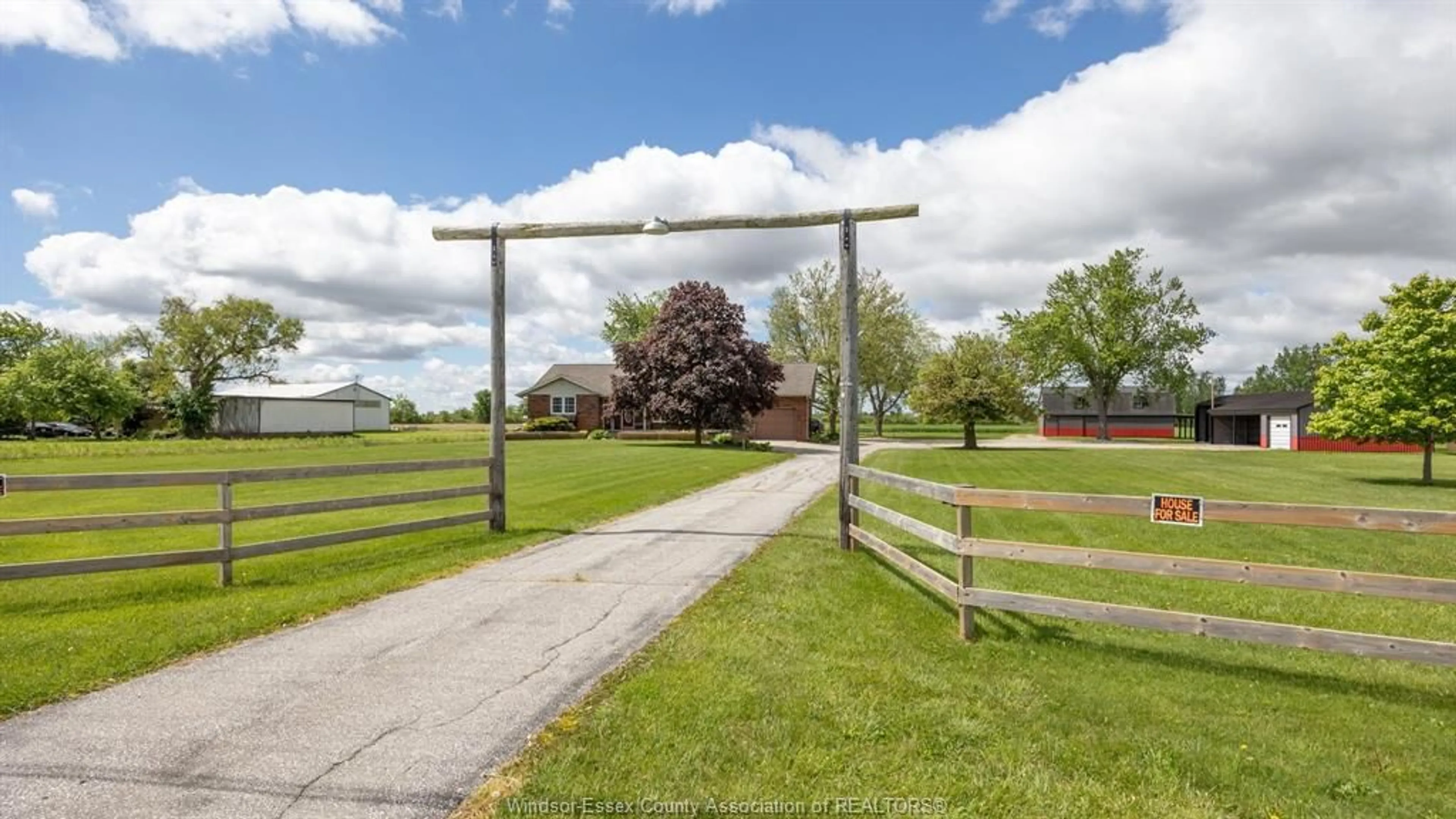 A pic from outside/outdoor area/front of a property/back of a property/a pic from drone, unknown for 836 TALBOT Rd, Maidstone Ontario N0R 1K0