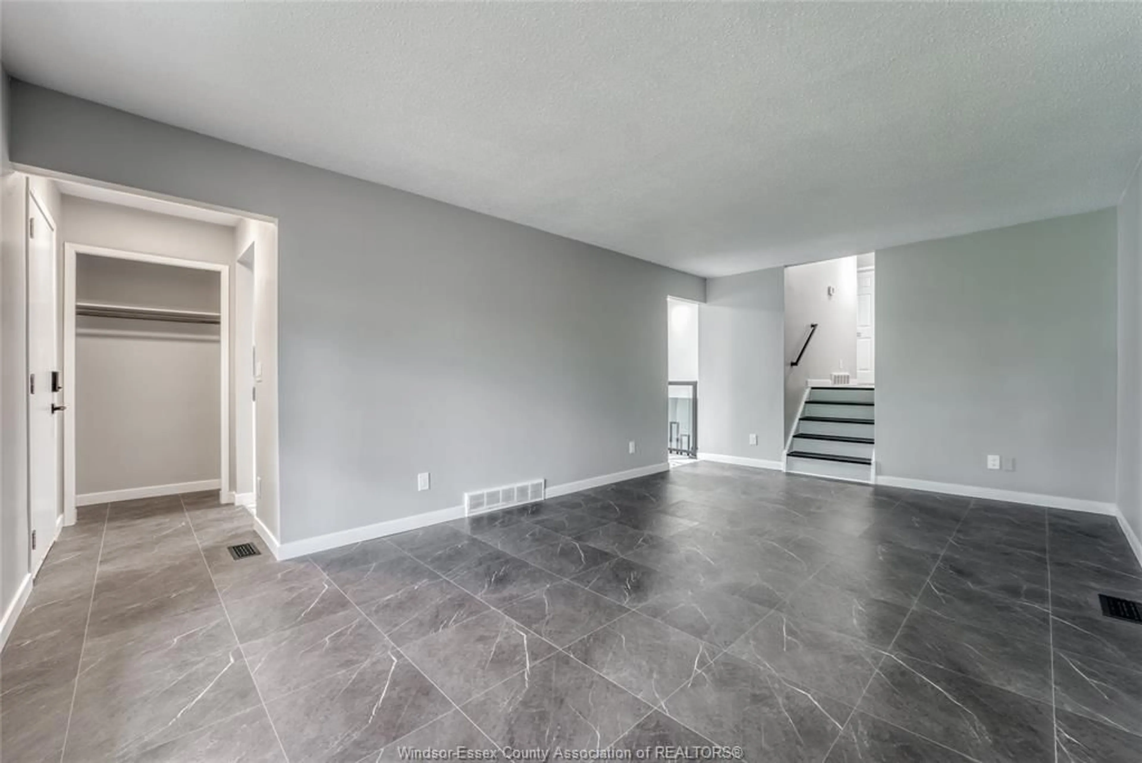 Unknown for 10649 HALSTEAD Cres, Windsor Ontario N8R 2C3