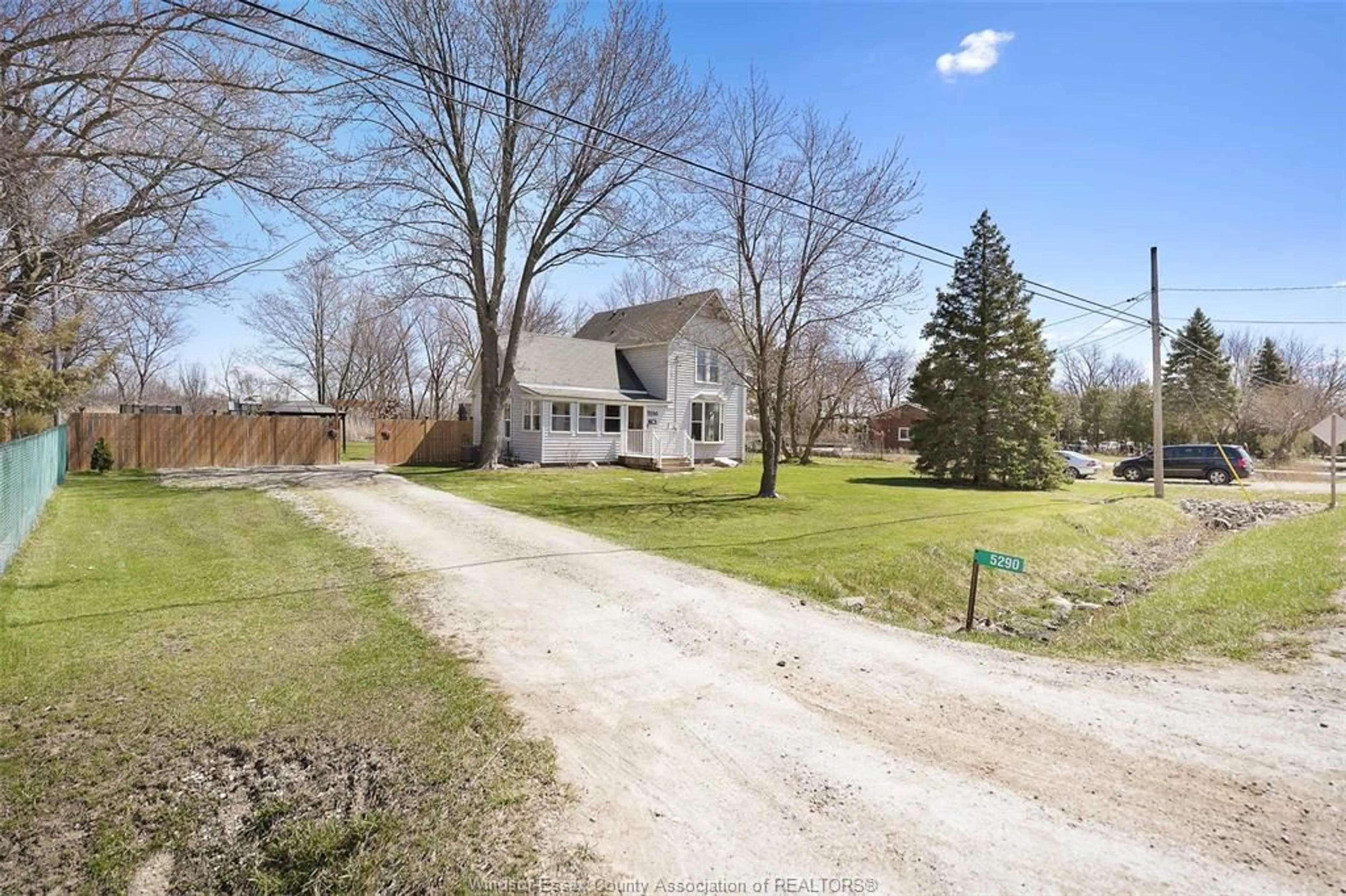 A pic from outside/outdoor area/front of a property/back of a property/a pic from drone, street for 5290 HURON CHURCH LINE Rd, LaSalle Ontario N9H 1H6