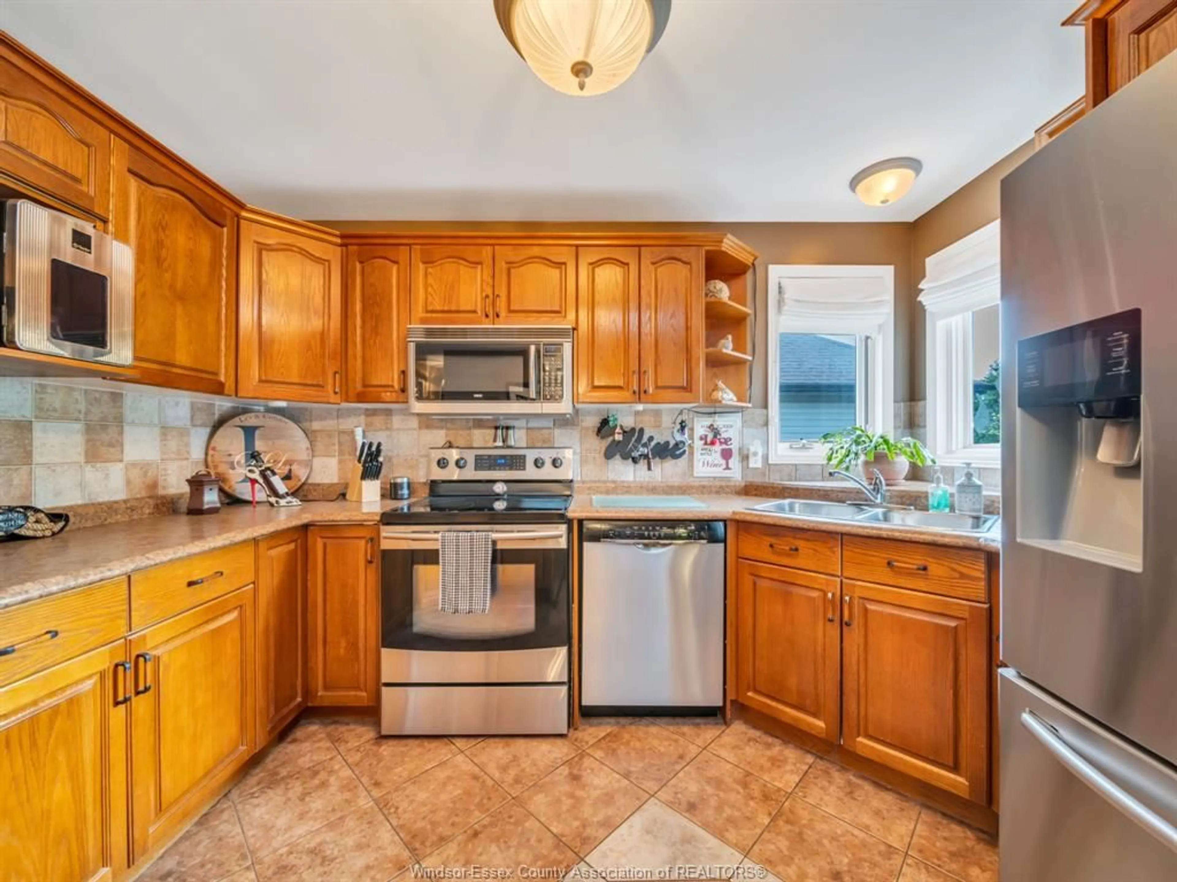 Unknown for 12753 JACIE Crt, Tecumseh Ontario N8N 4W9
