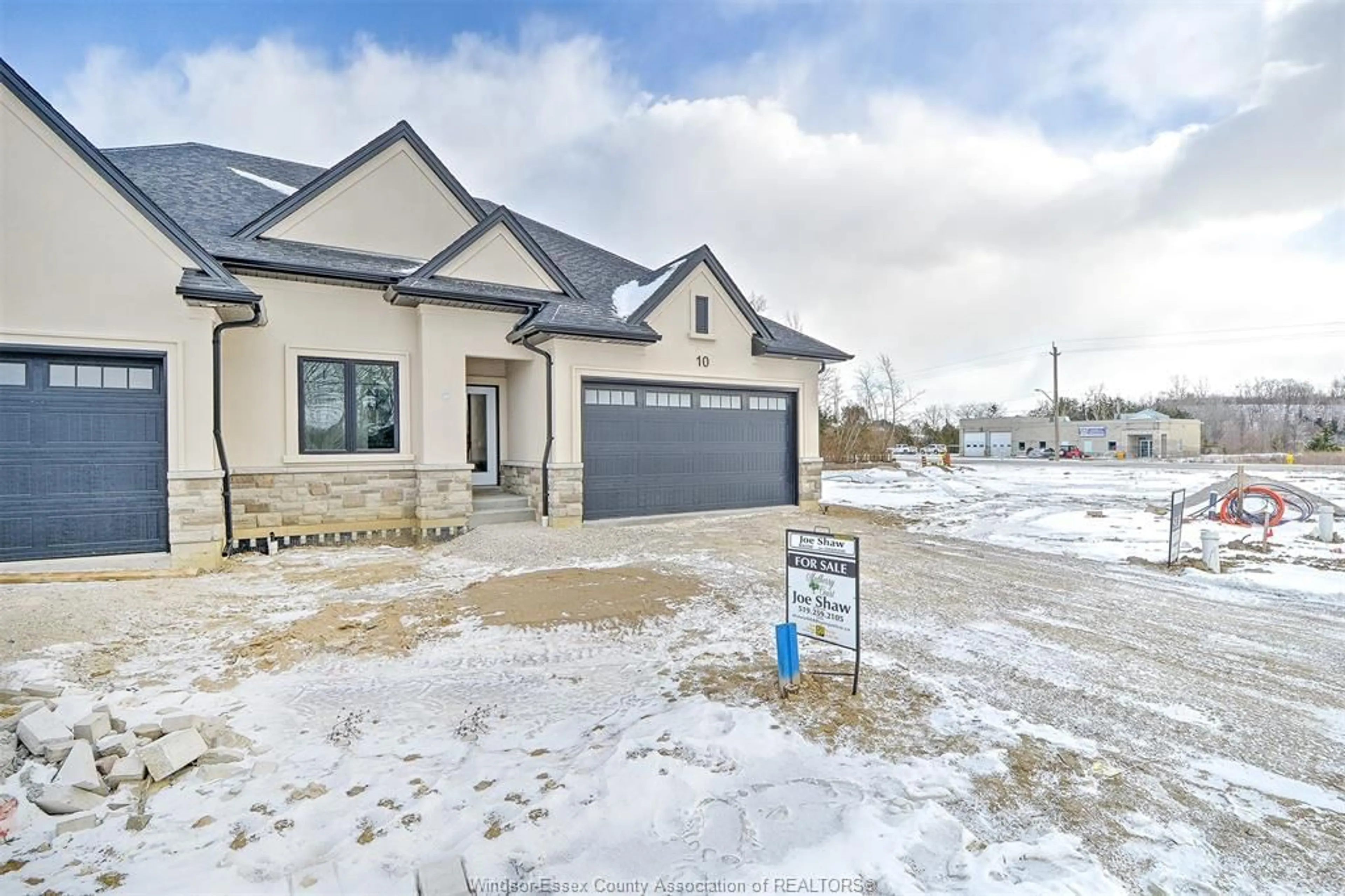 Unknown for 10 MULBERRY Crt, Amherstburg Ontario N9V 1N3