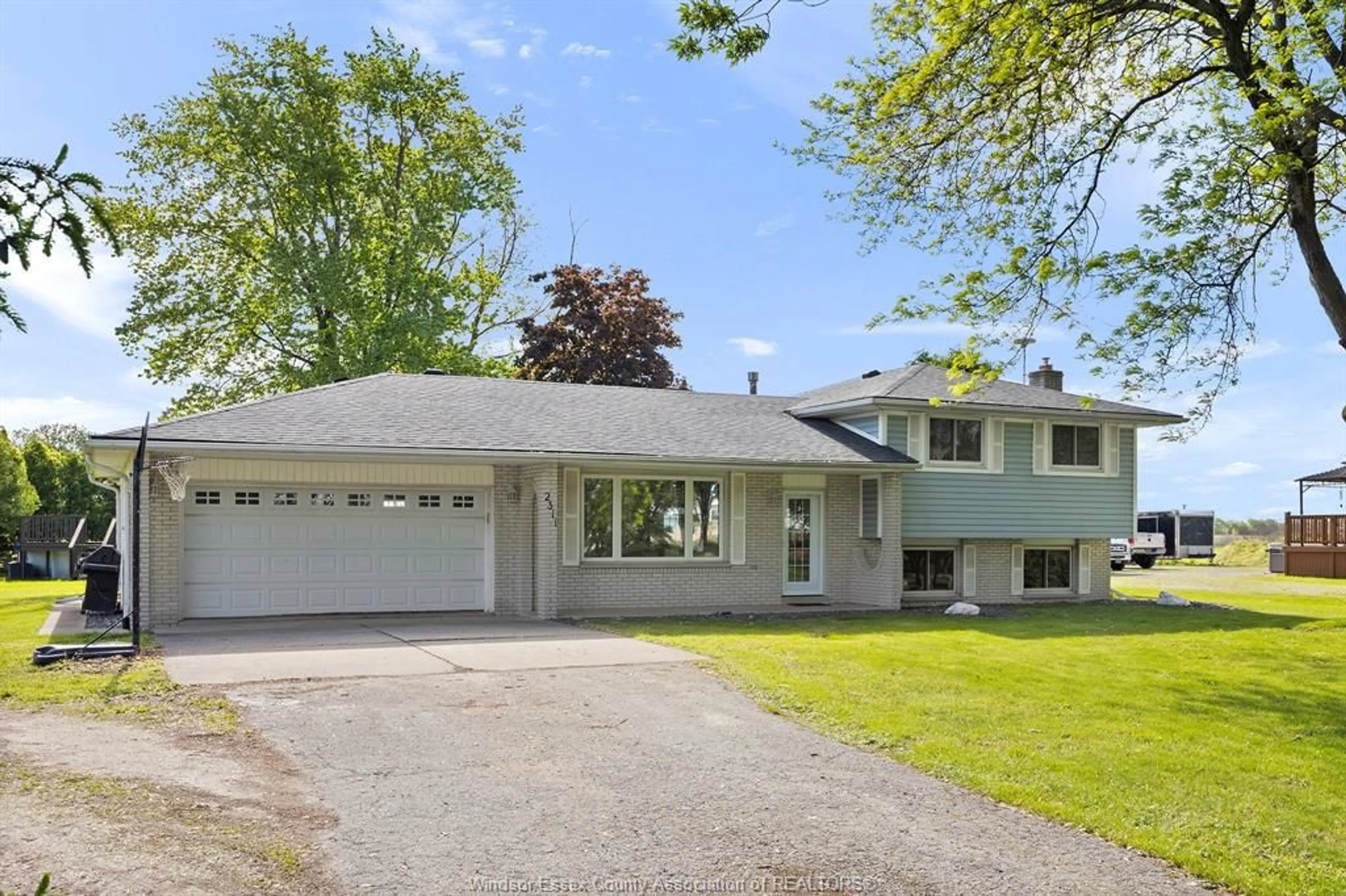 Home with vinyl exterior material, street for 2311 FRONT Rd, Amherstburg Ontario N9V 3R3