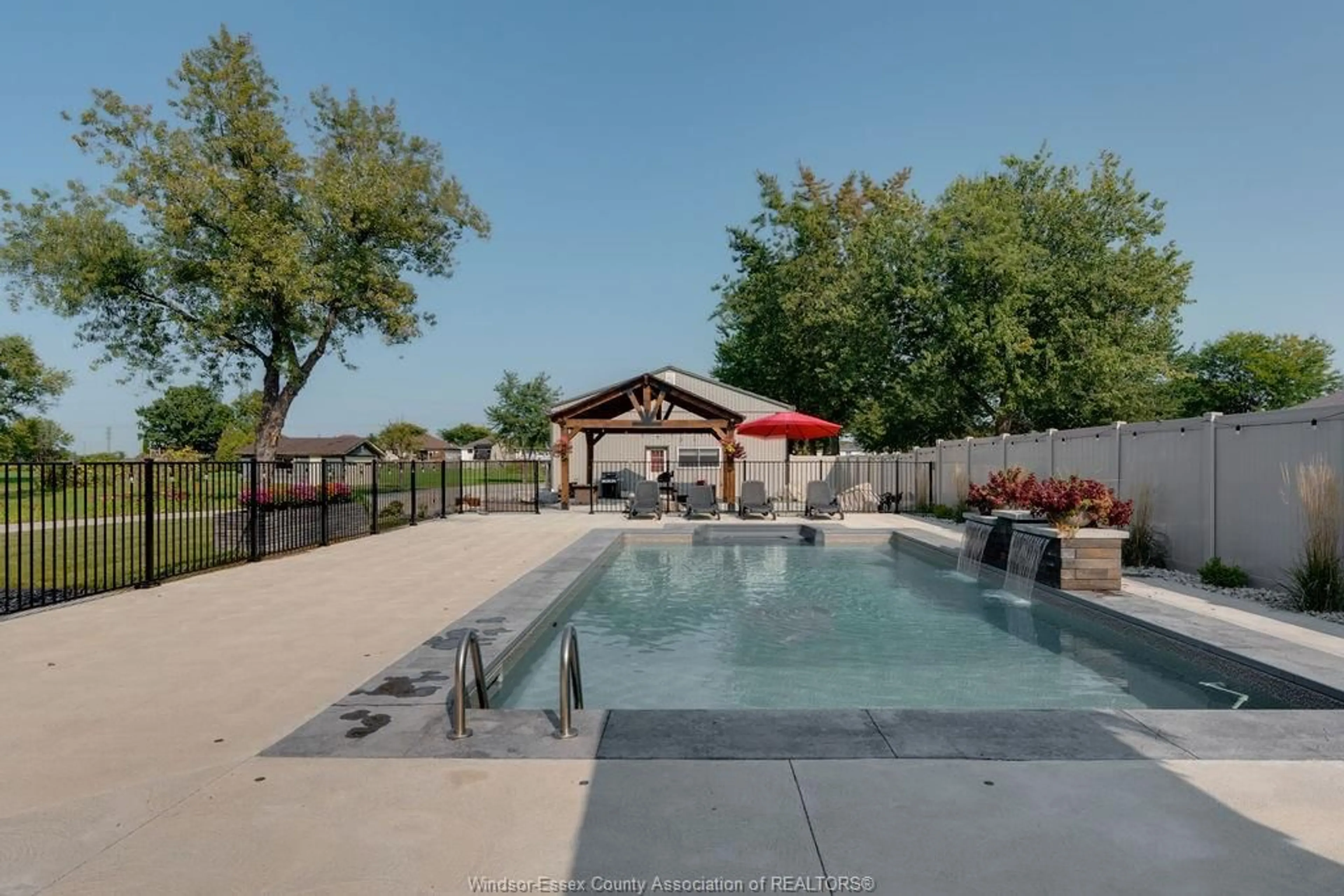 Pool for 2380 LESPERANCE Rd, Tecumseh Ontario N8N 2W4