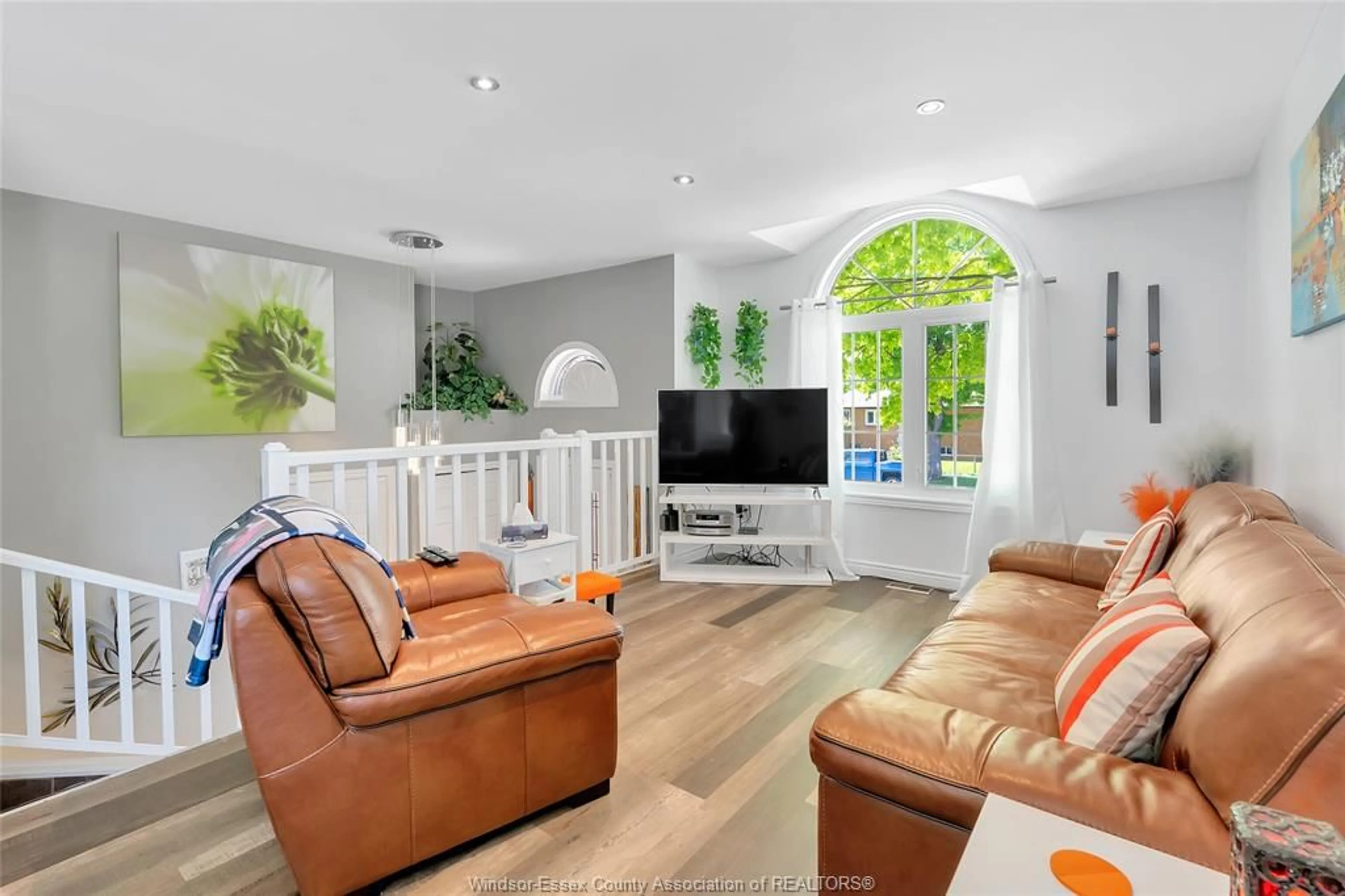 Living room with furniture, unknown for 1498 MARK, Windsor Ontario N9B 3G2