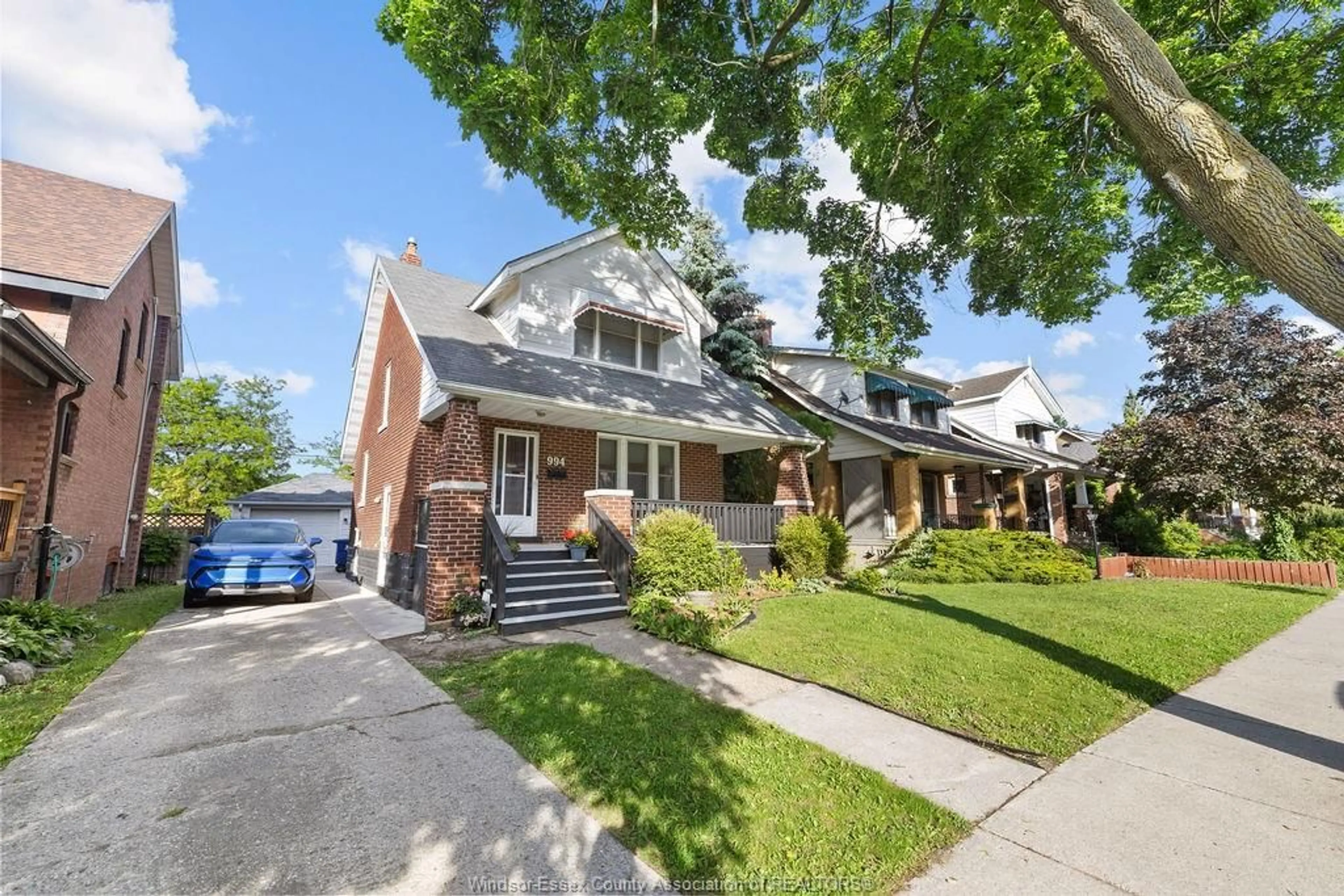 Home with brick exterior material, street for 994 LAWRENCE Rd, Windsor Ontario N8Y 3Z8