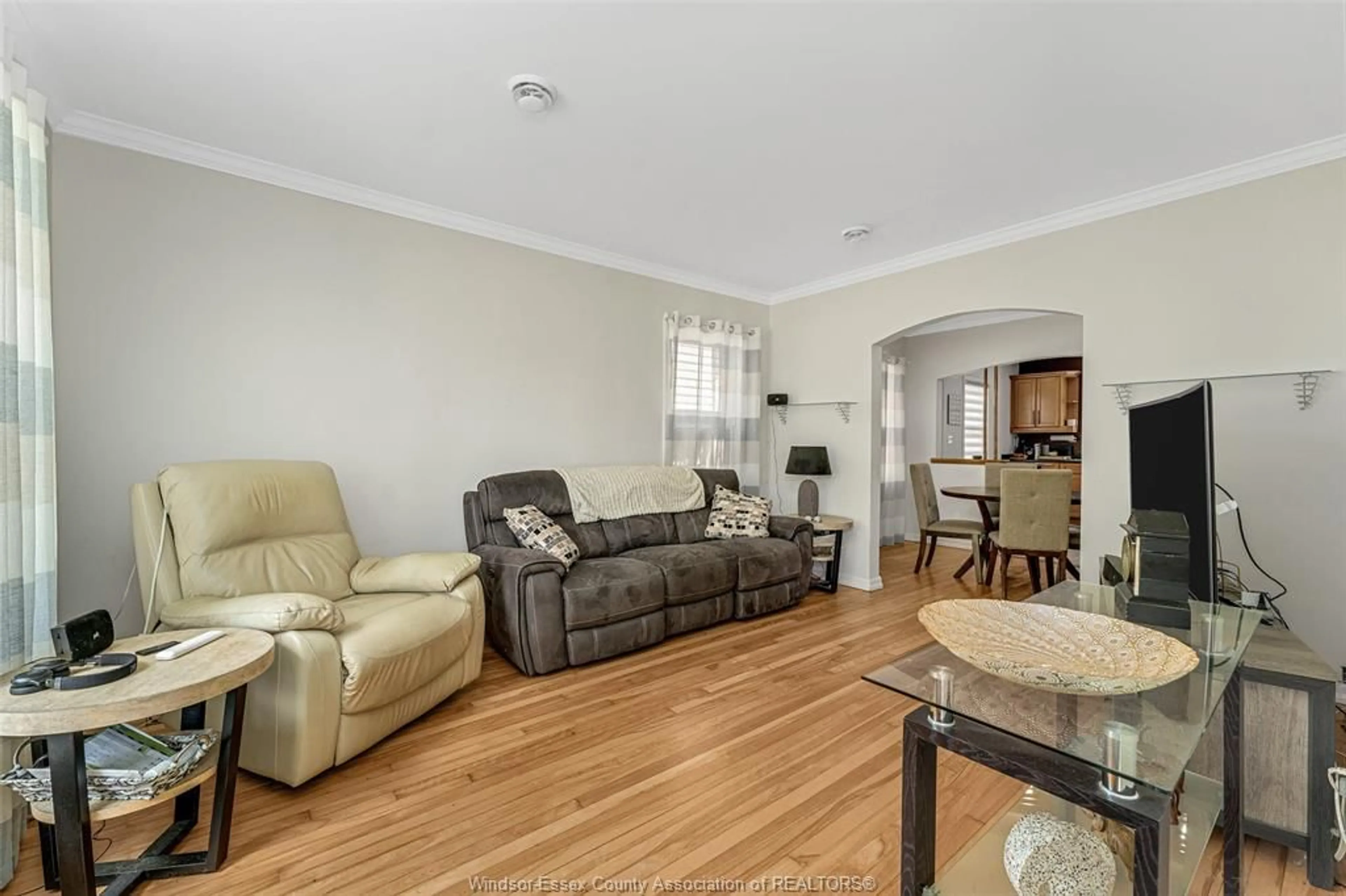 Living room with furniture, unknown for 6163 WYANDOTTE St, Windsor Ontario N8S 1N4