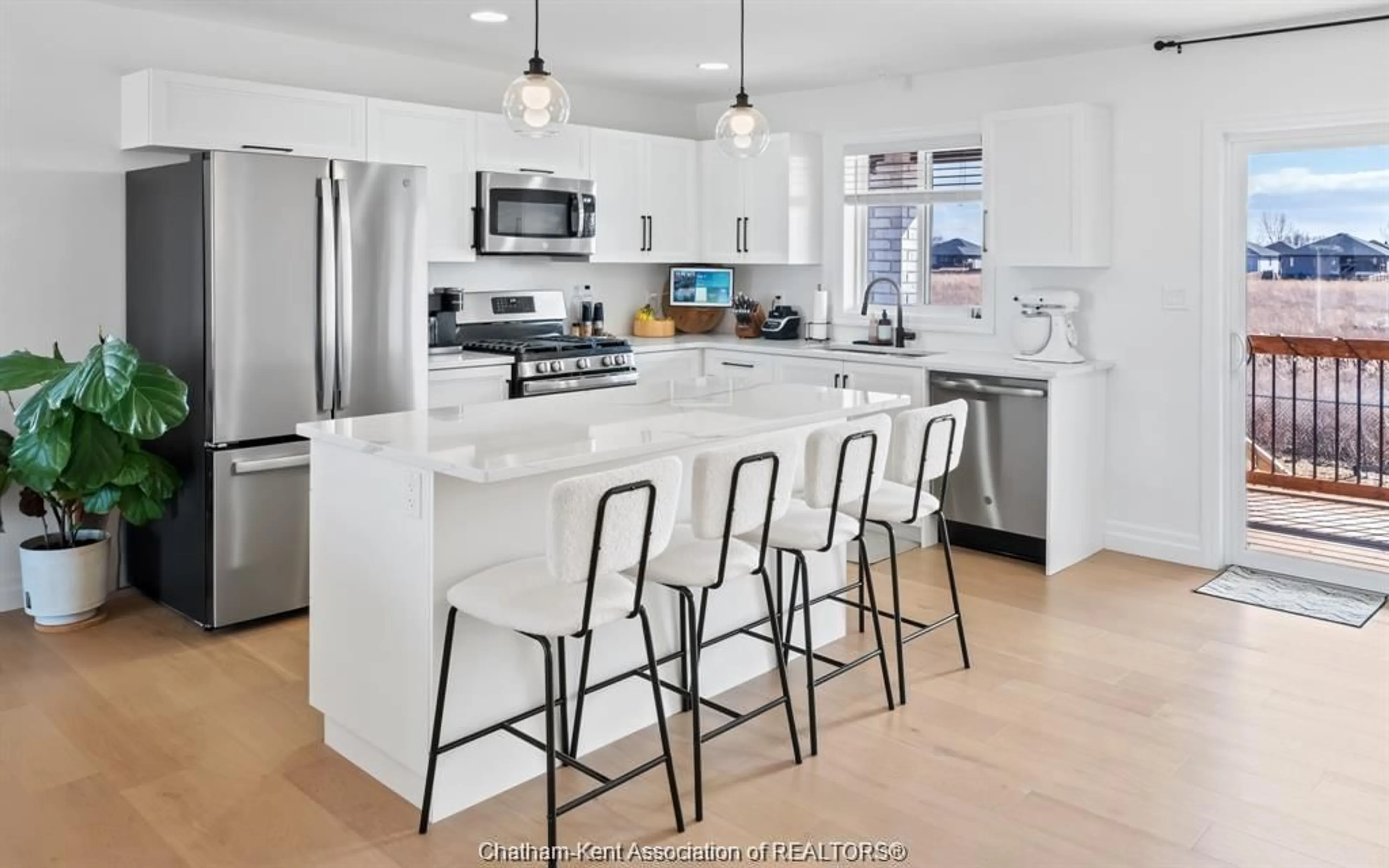 Open concept kitchen, unknown for 129 Lambert St, Amherstburg Ontario N9V 0G5
