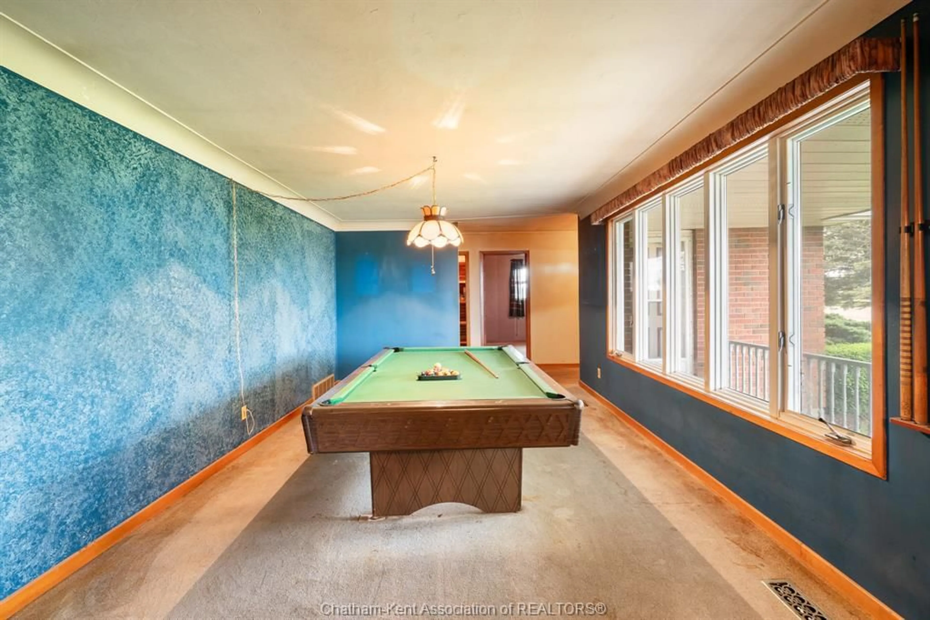 Pool for 14372 TALBOT Trail, Chatham-Kent Ontario N0P 2C0