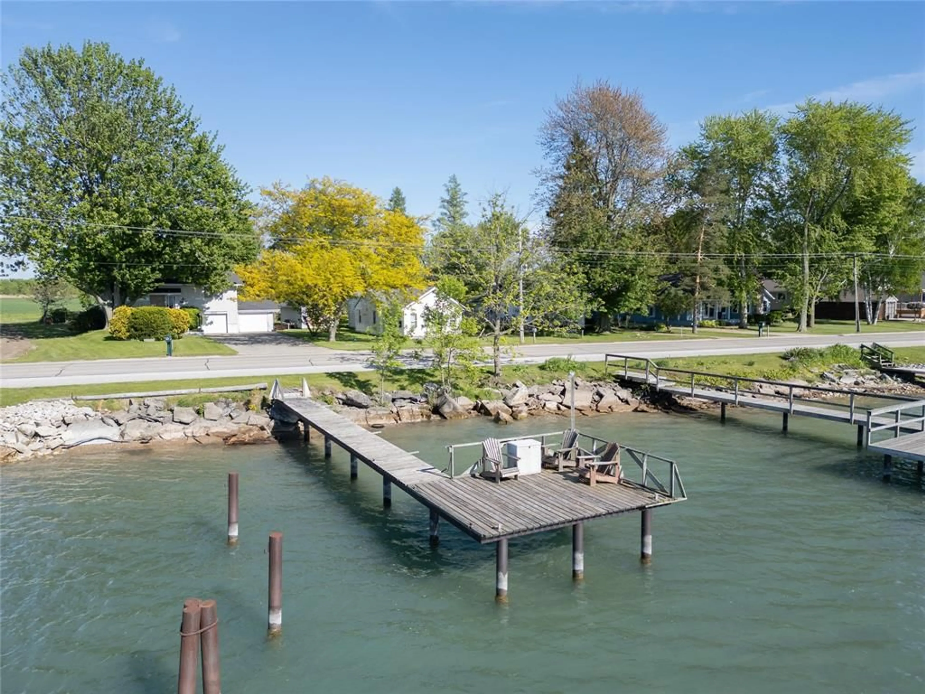 A pic from outside/outdoor area/front of a property/back of a property/a pic from drone, water/lake/river/ocean view for 4084 St Clair Pky, Port Lambton Ontario N0P 2B0