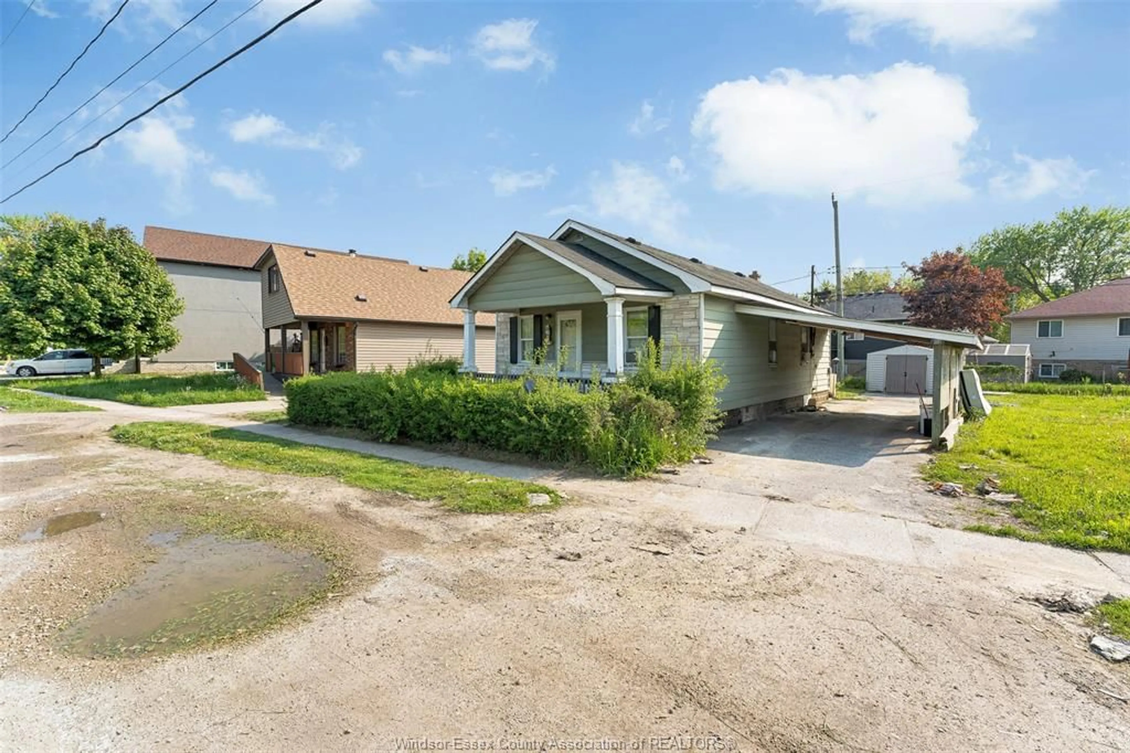 A pic from outside/outdoor area/front of a property/back of a property/a pic from drone, street for 1747 South Cameron, Windsor Ontario N9B 3C9