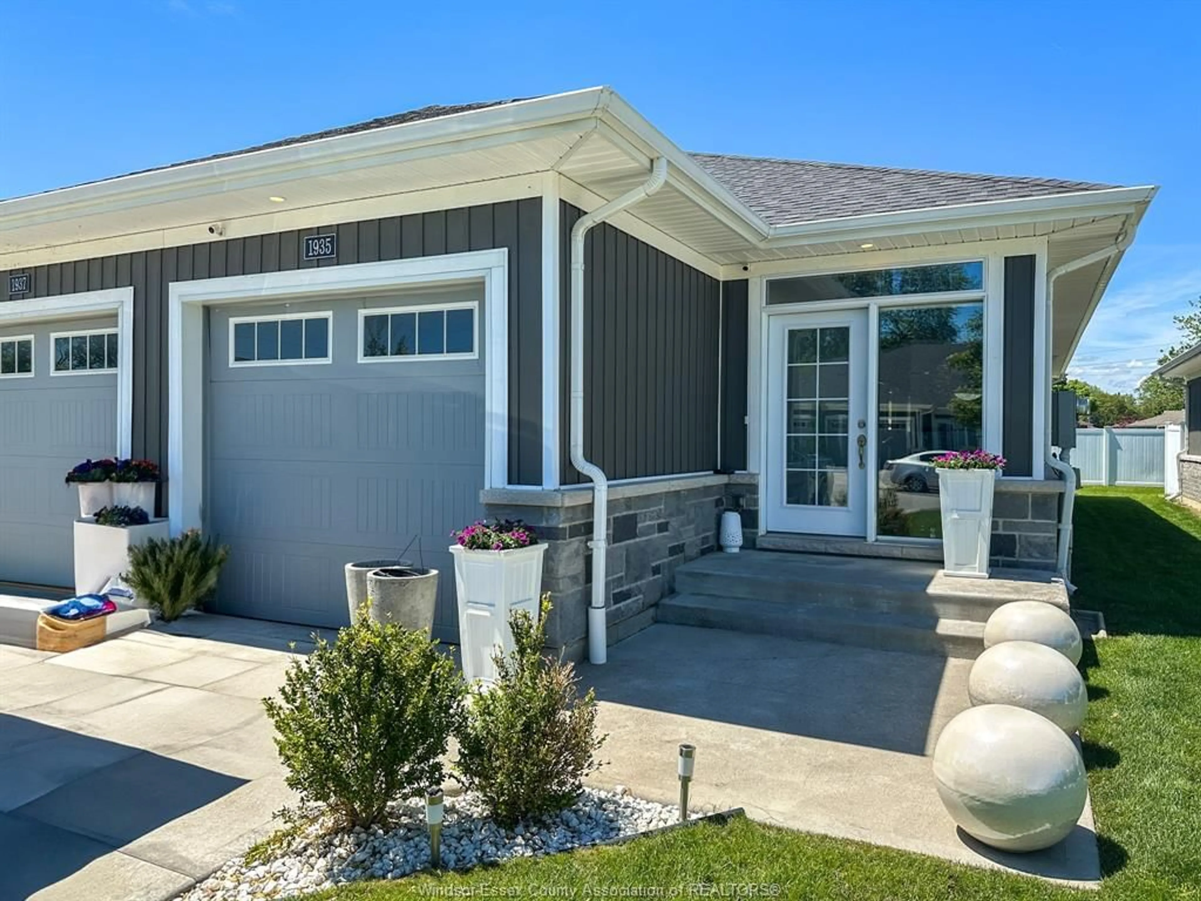 Home with vinyl exterior material, street for 1935 ETHAN, Windsor Ontario N8T 1G1